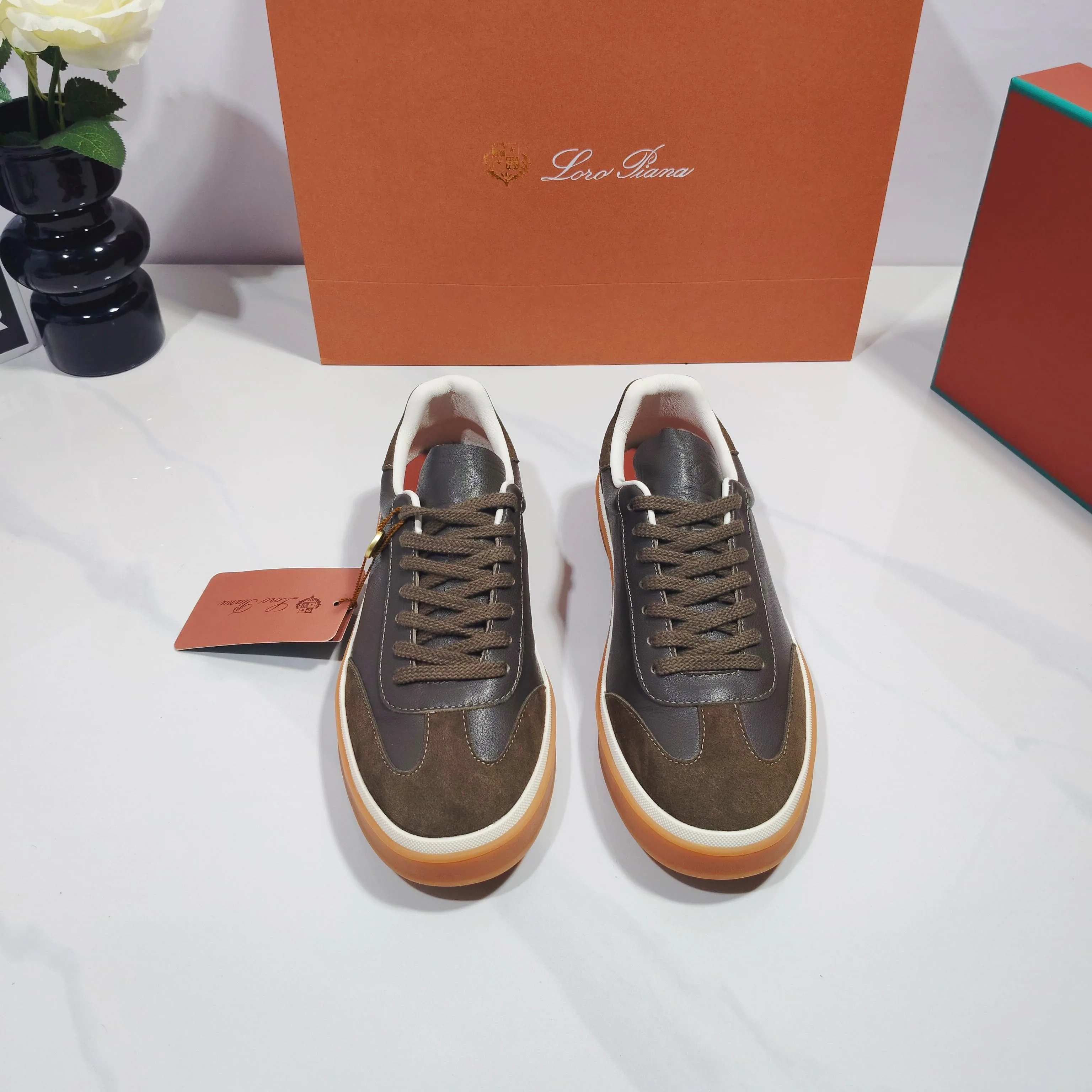 Women's Sneakers LORO PIANA 17961988