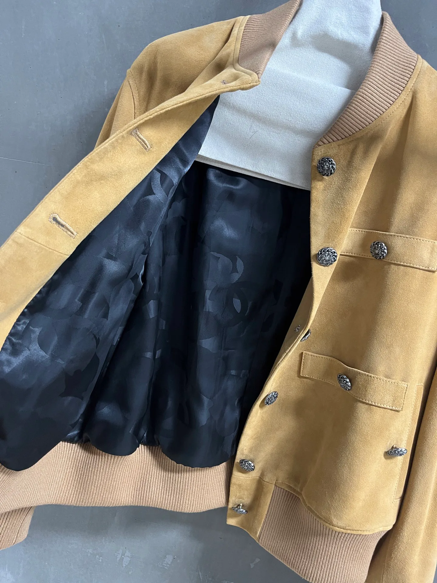 Women's Leather Jackets And Sheepskin Coats CHANEL 17694446