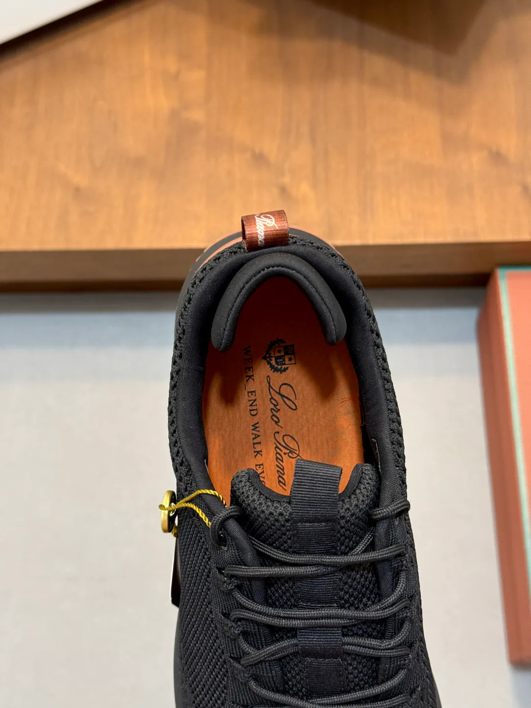 Men's Sneakers LORO PIANA 17830564