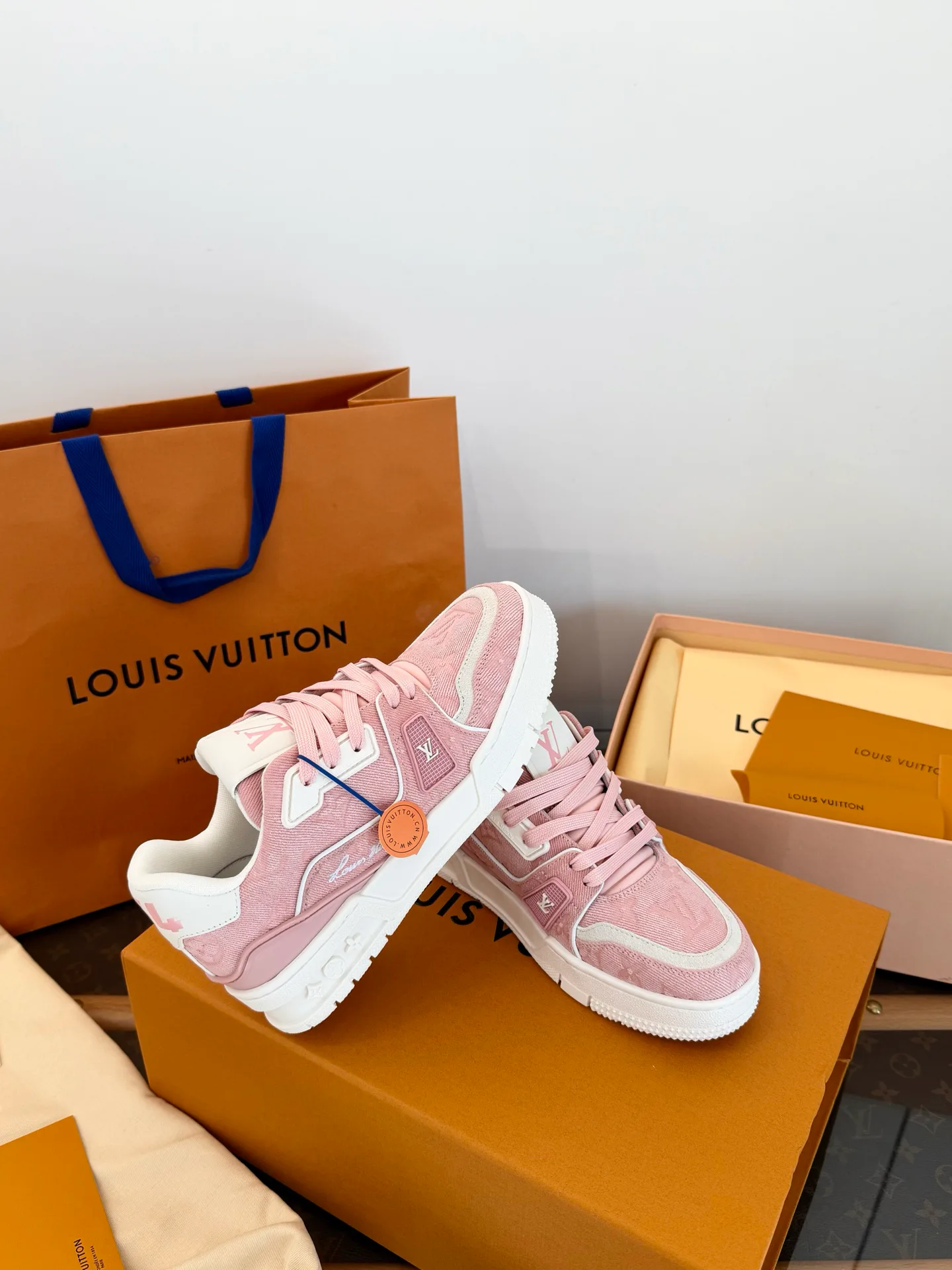 Women's Sneakers LOUIS VUITTON 17811971