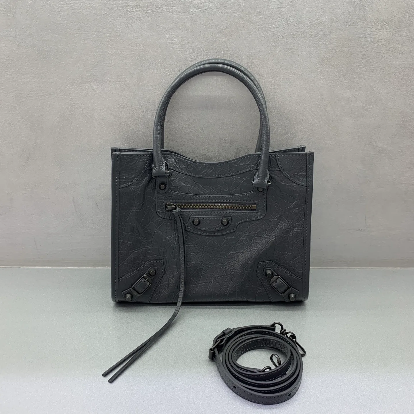 Women's Classic Handbags BALENCIAGA 18509147