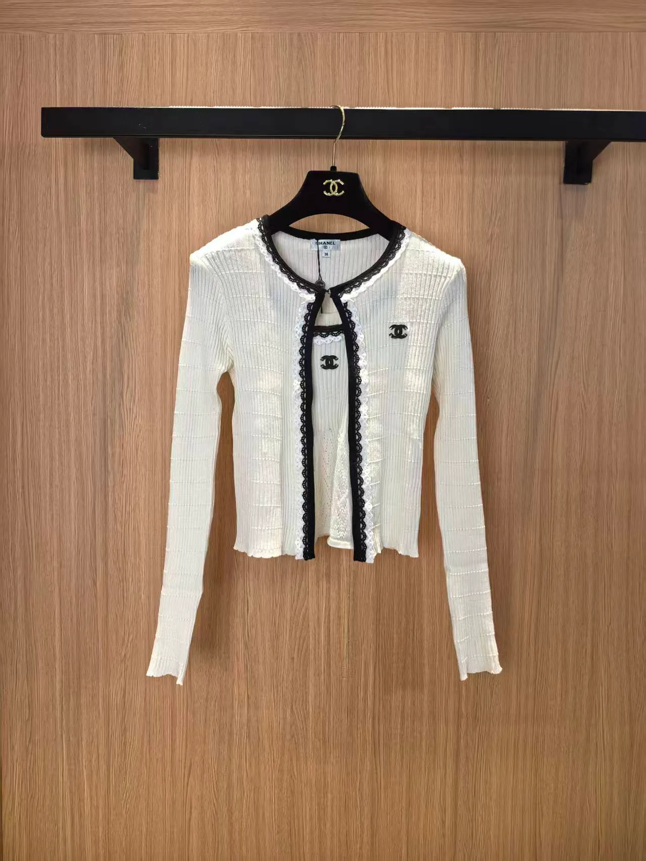 Women's Jumpers And Sweaters CHANEL 18138478