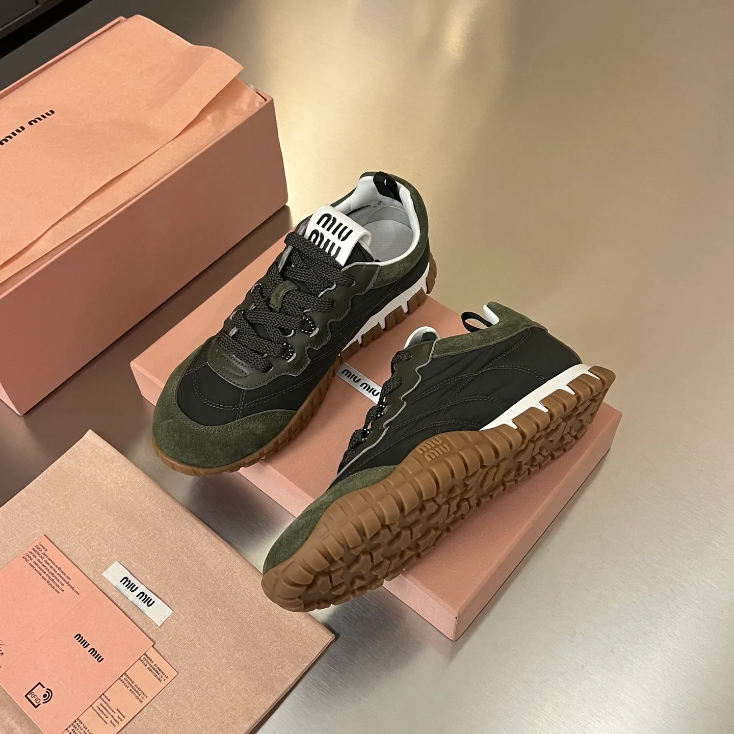 Women's Sneakers MIU MIU 17968639