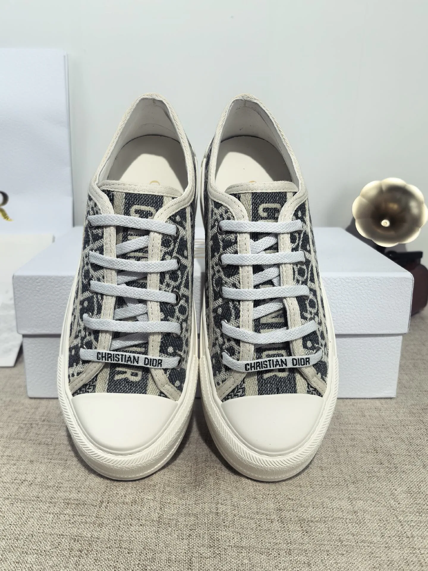 Women's Sneakers CHRISTIAN DIOR 17988672