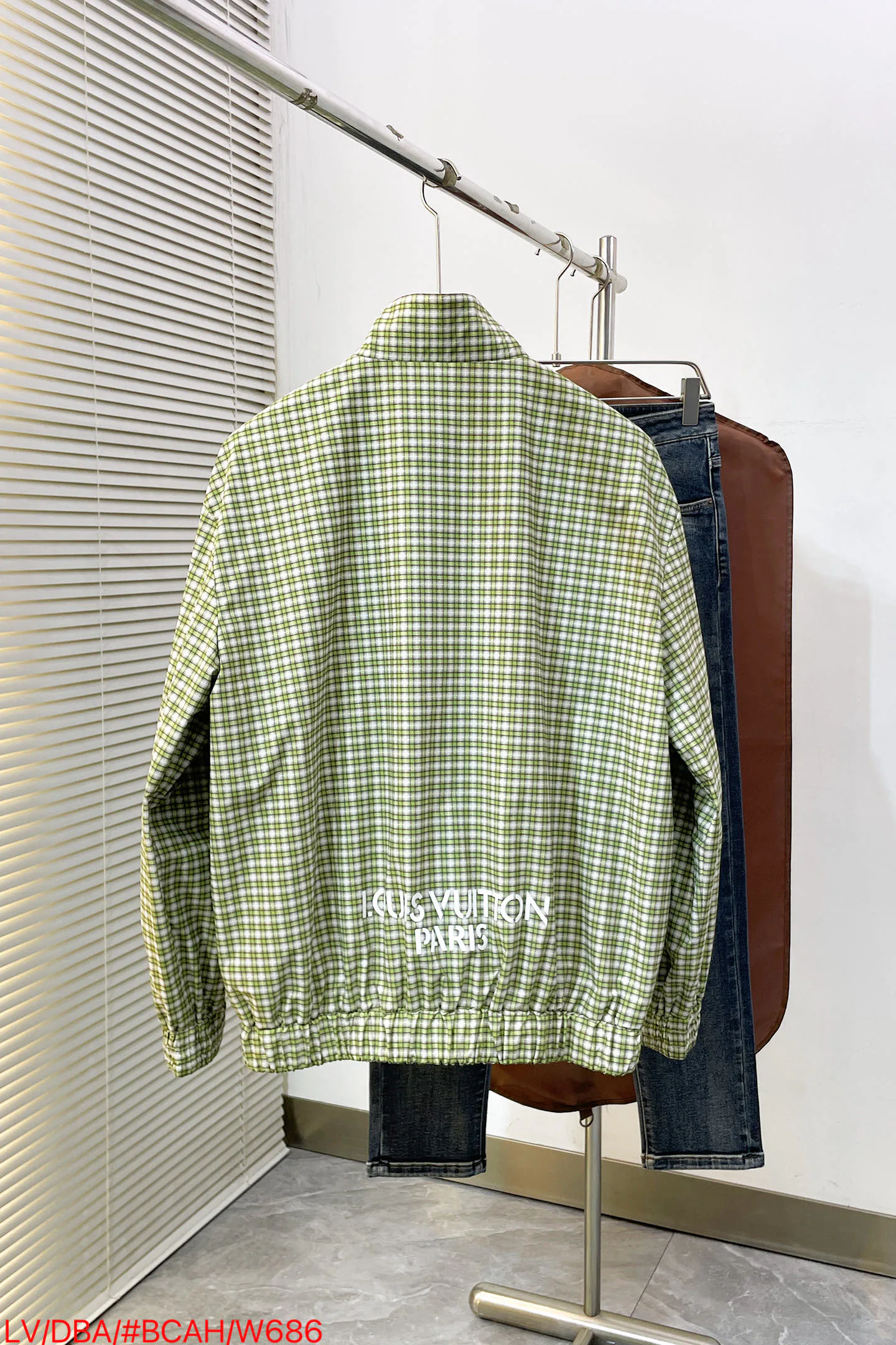 Men's Jackets And Down Jackets LOUIS VUITTON 18068581