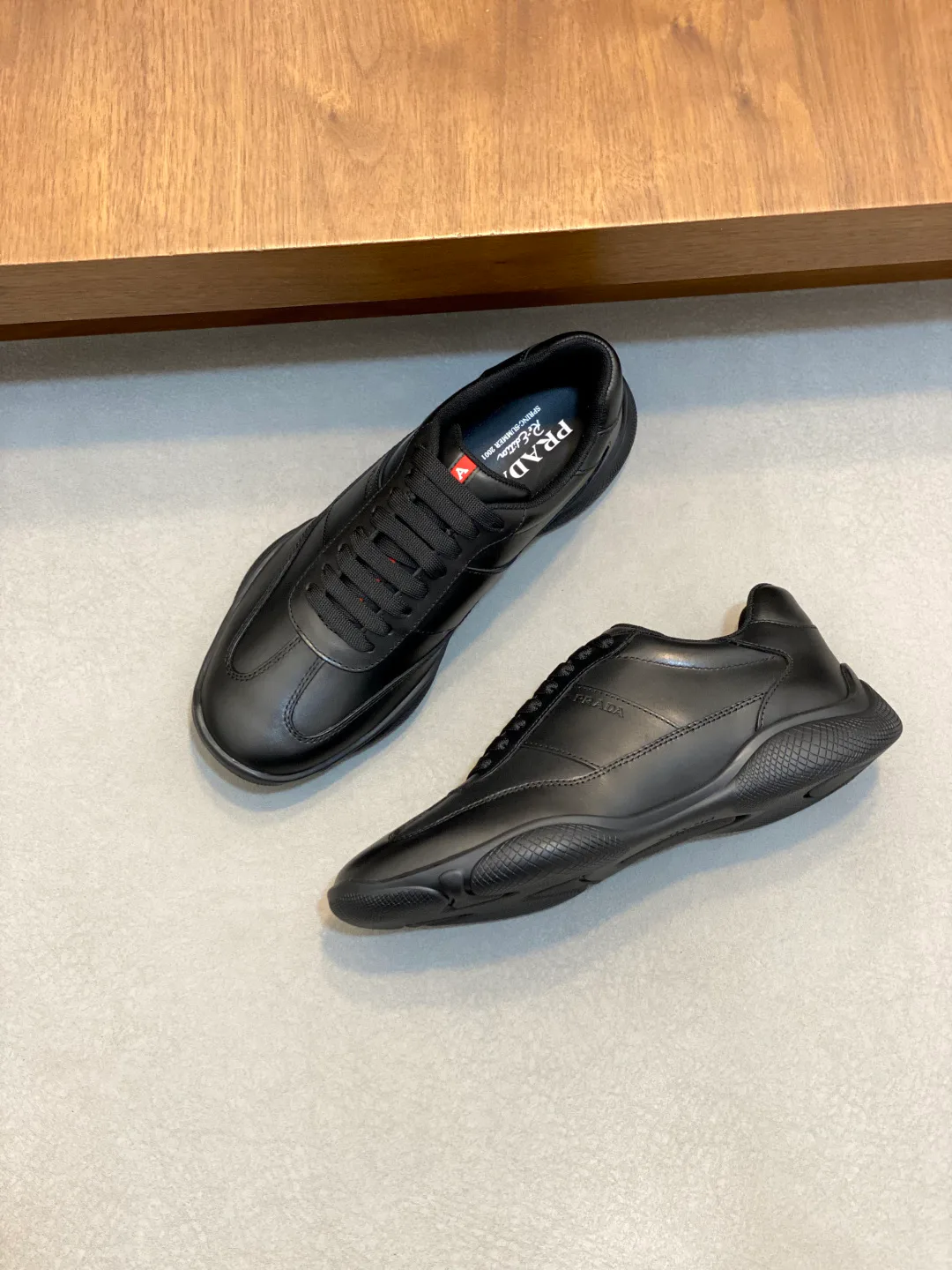 Men's Sneakers PRADA 18055216
