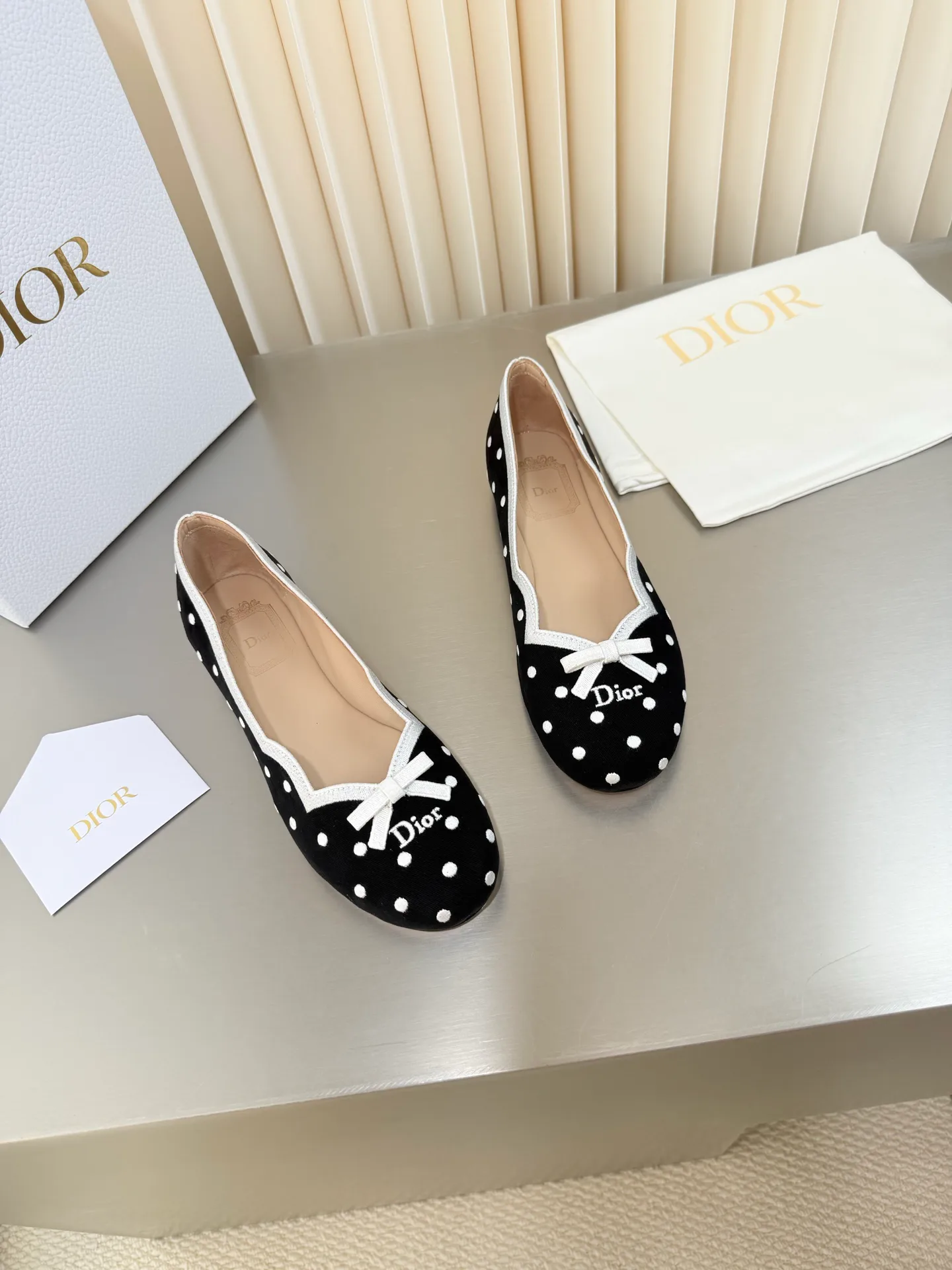 Women's Ballet Flats CHRISTIAN DIOR 18083074