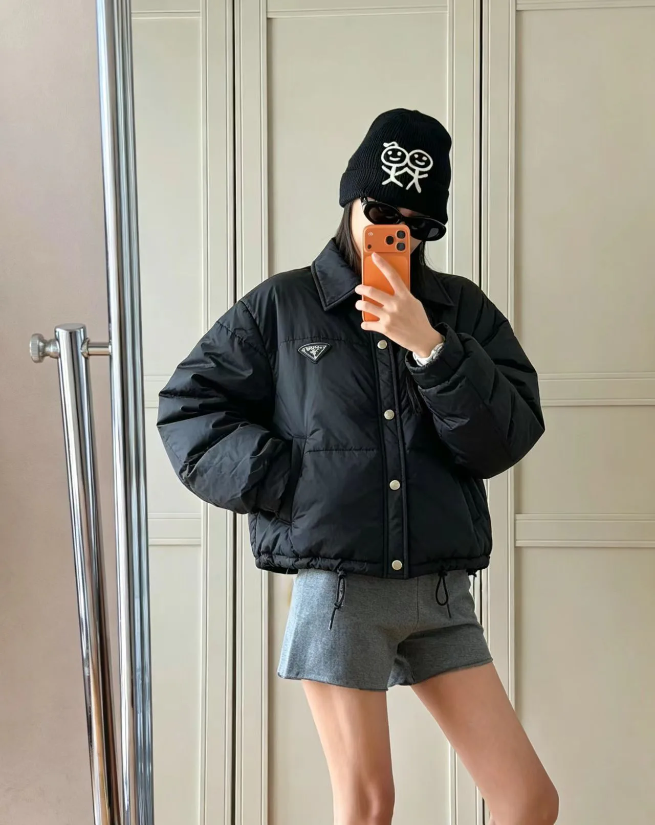 Куртки И Пуховики Женские Prada 18677388