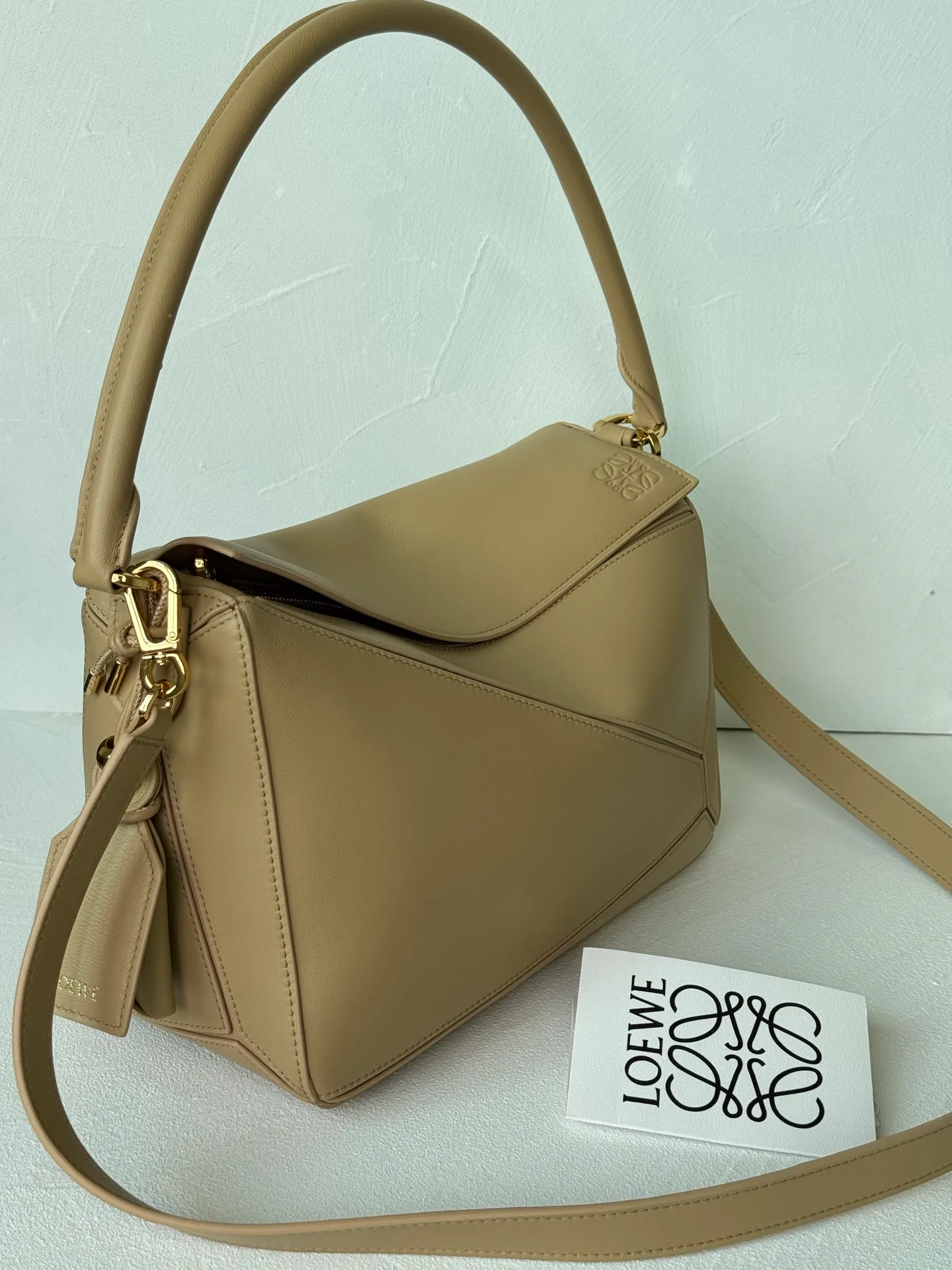 Women's Classic Handbags LOEWE 16962901