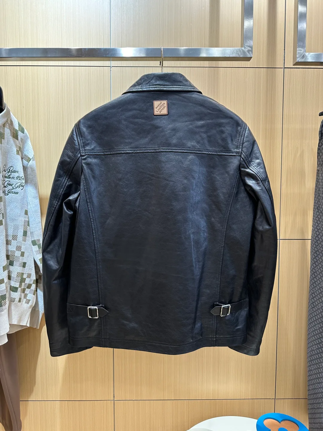 Men's Leather Jackets And Sheepskin Coats LOUIS VUITTON 17802557