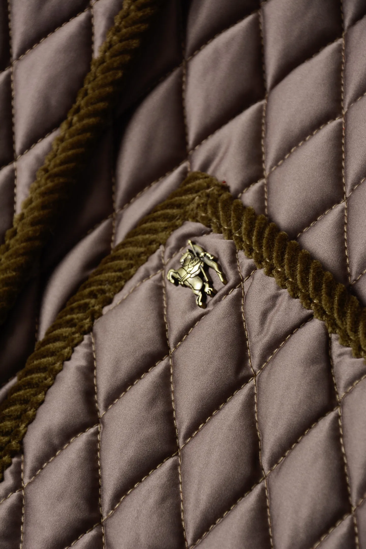 Women's Jackets And Down Jackets BURBERRY 17908968