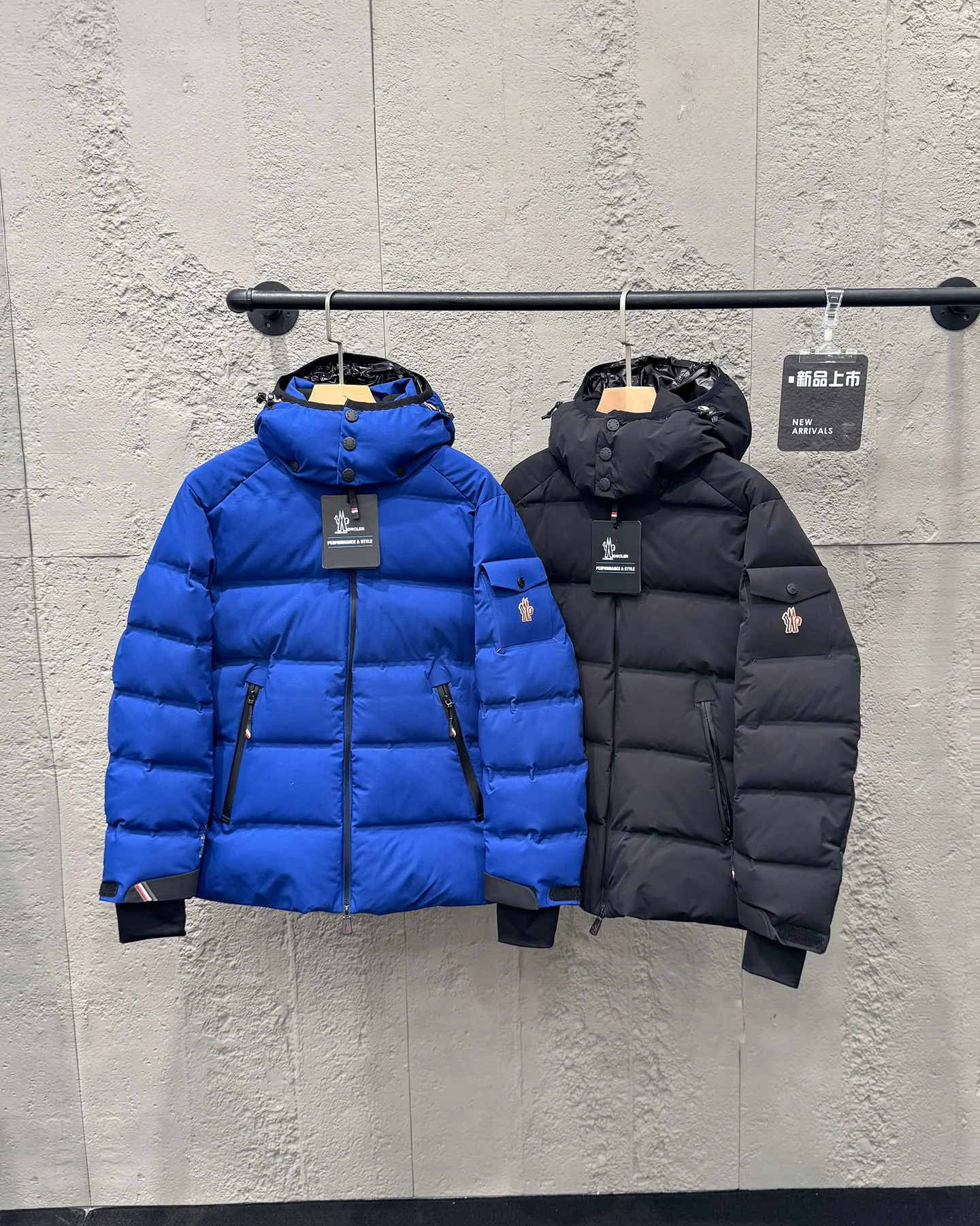 Men's Jackets And Down Jackets MONCLER 17942231