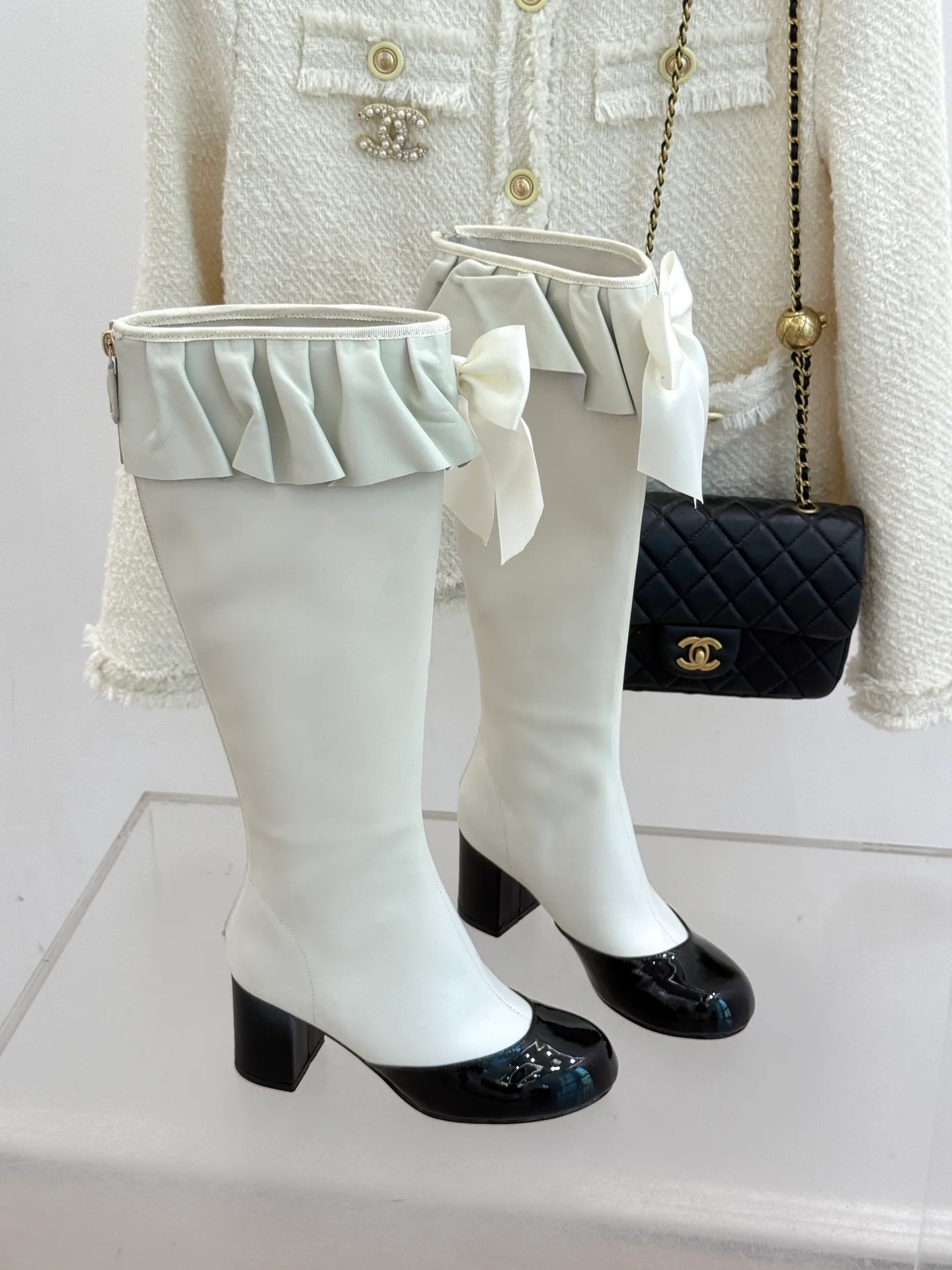 Women's Boots CHANEL 18154378