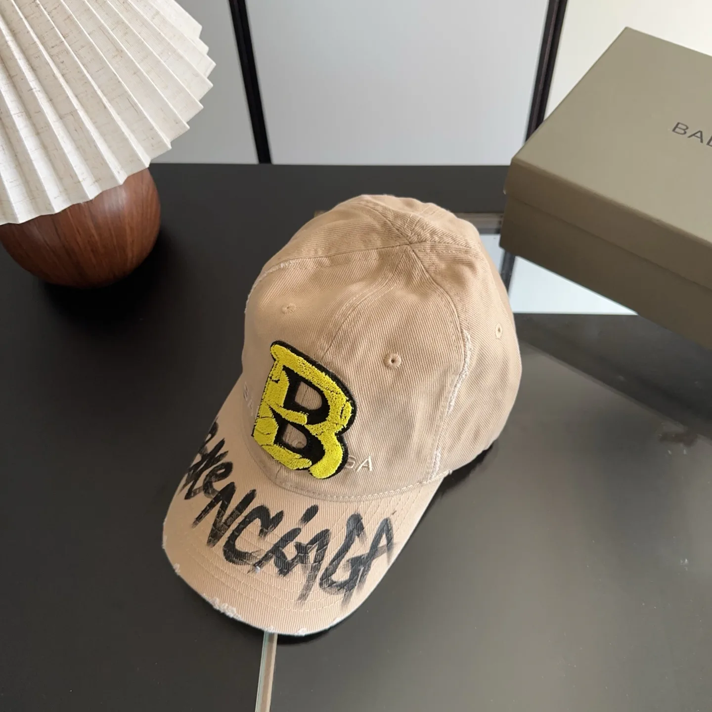 Hats BALENCIAGA 17646865