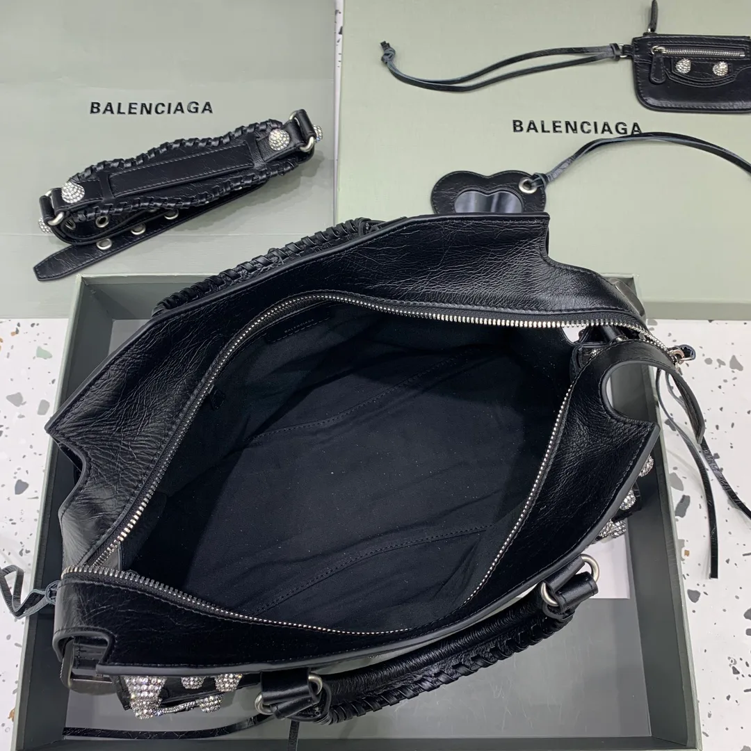 Women's Classic Handbags BALENCIAGA 17801577