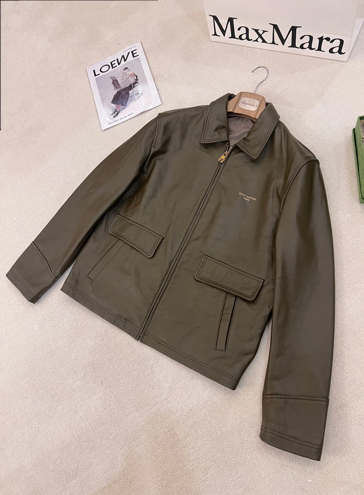 Women's Leather Jackets And Sheepskin Coats LOUIS VUITTON 18408977