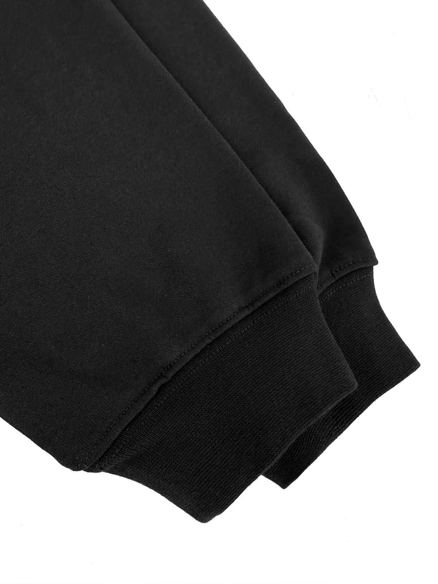 Men's Sweatshirts And Hoodies GUCCI 18369044