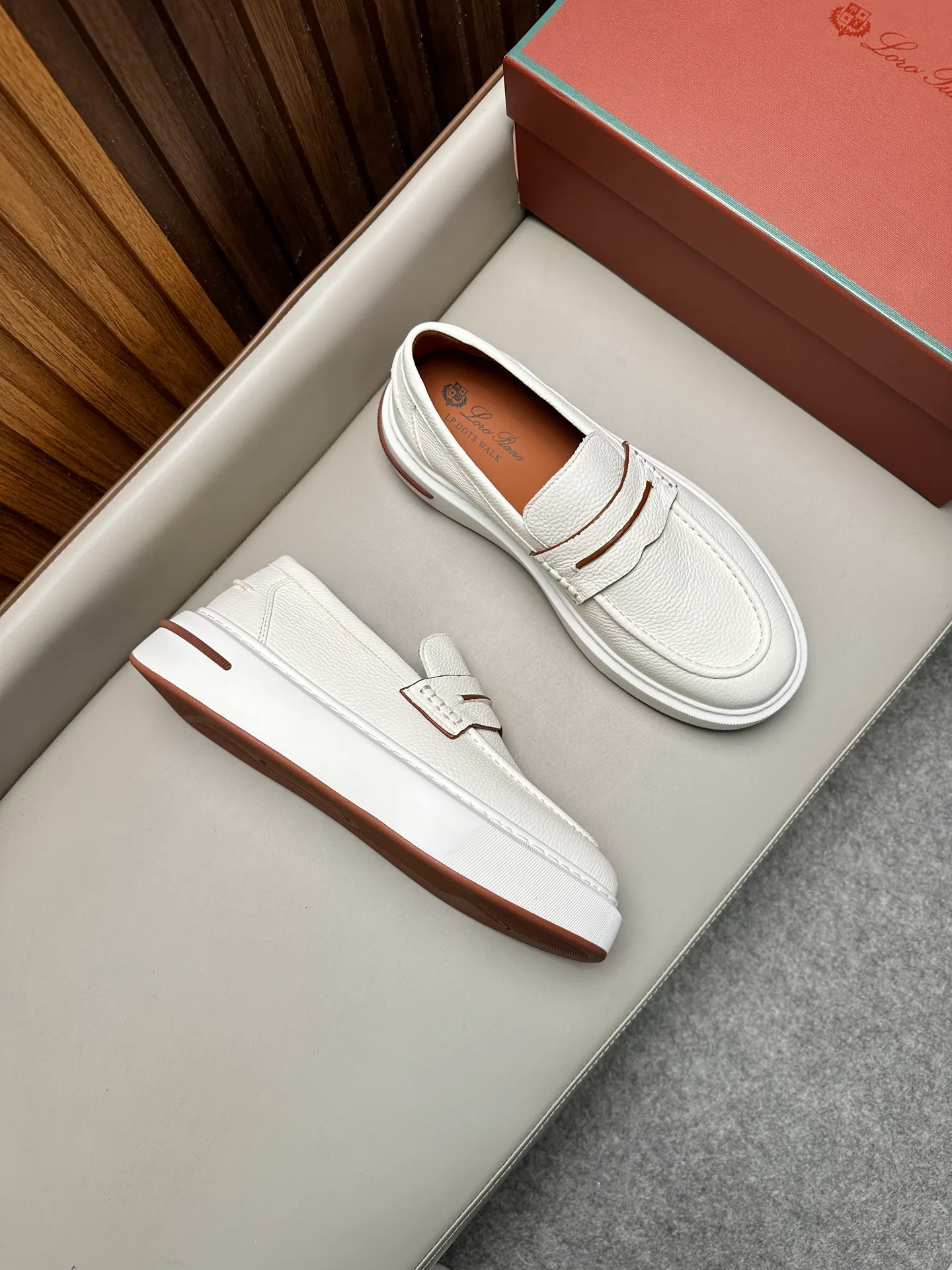 Men's Loafers And Dress Shoes LORO PIANA 18367867