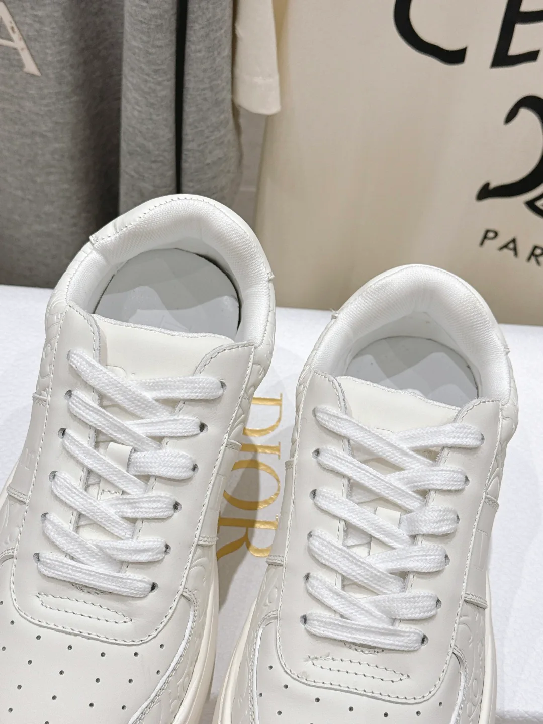 Women's Sneakers CHRISTIAN DIOR 17823777