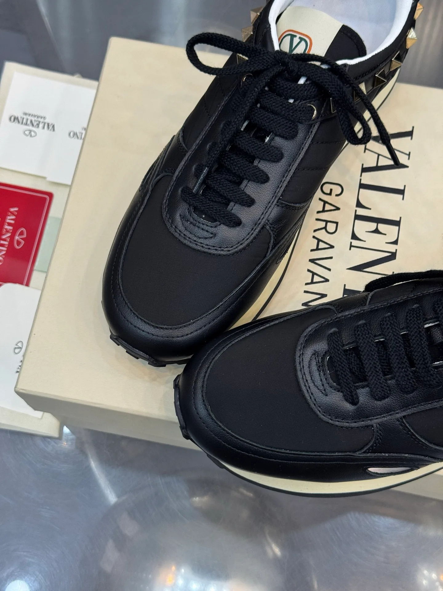 Women's Sneakers VALENTINO 18202513