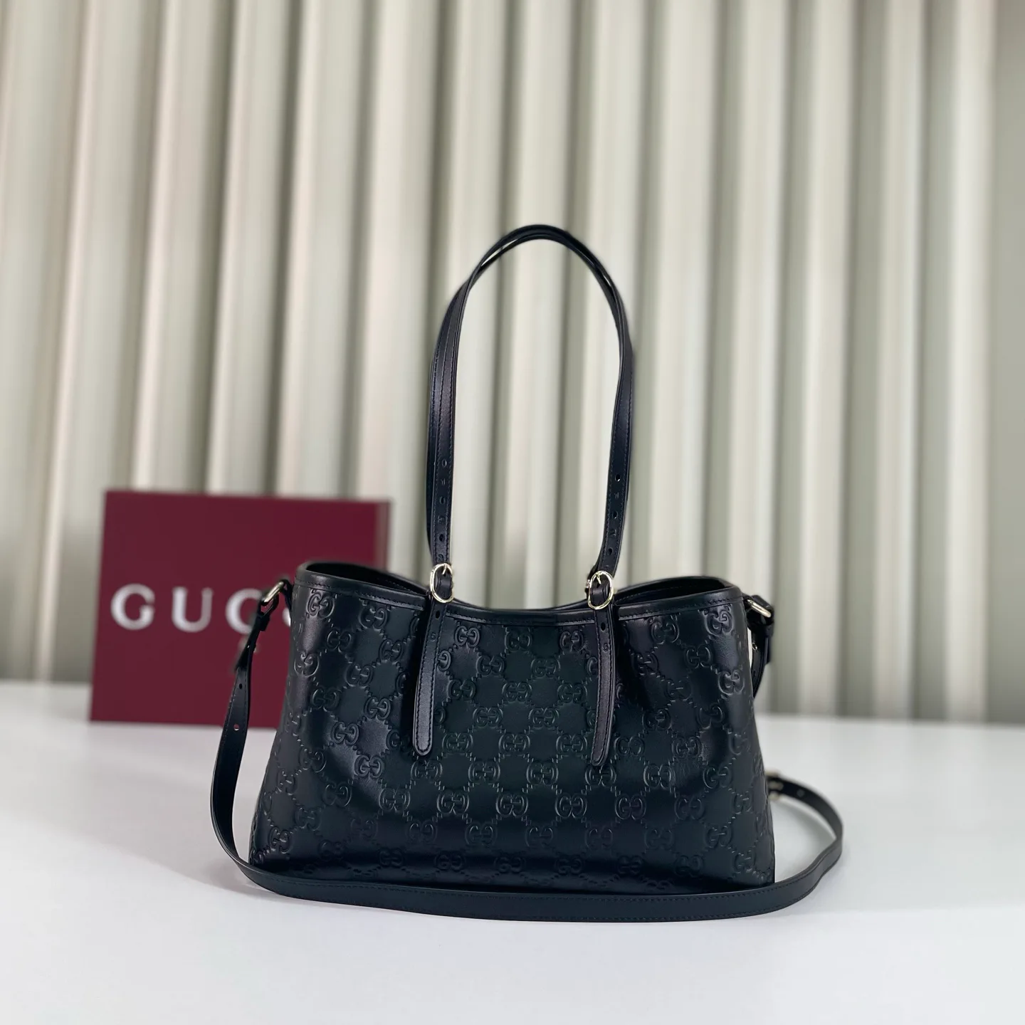 Women's Classic Handbags GUCCI 18273146