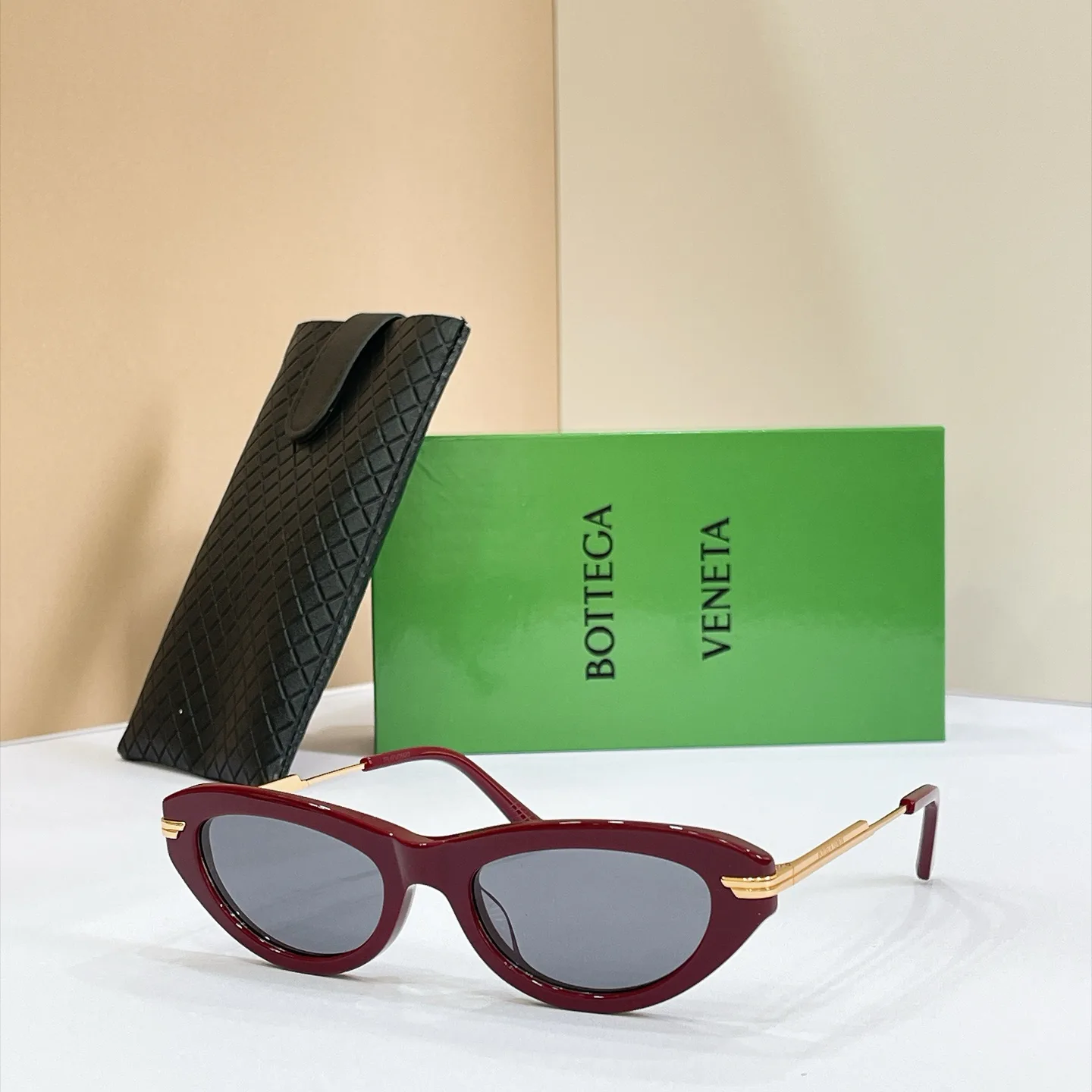 Glasses BOTTEGA VENETA 17816165