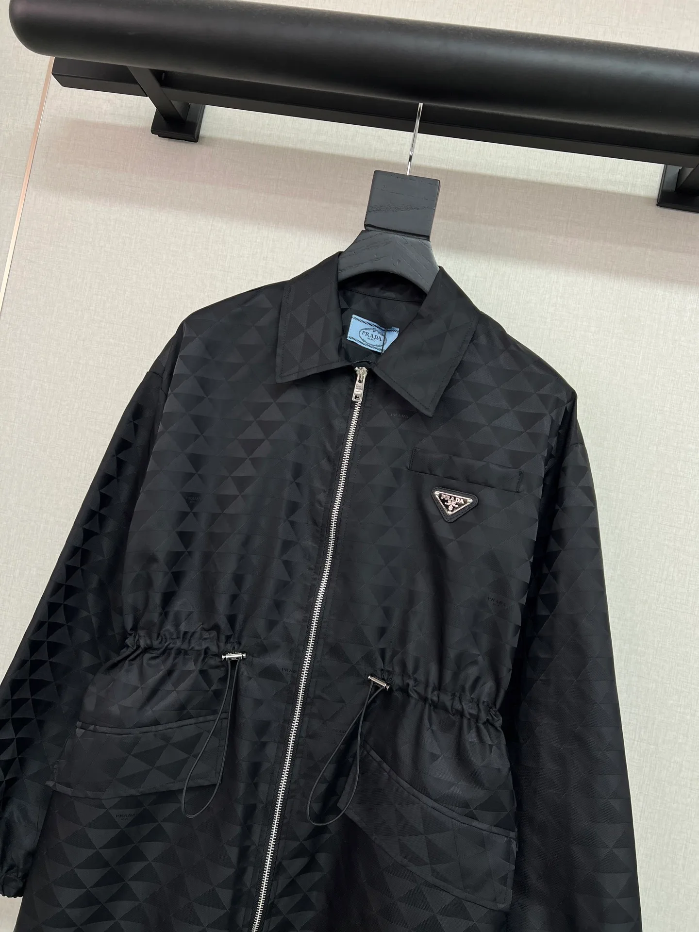 Куртки И Пуховики Женские Prada 18661602