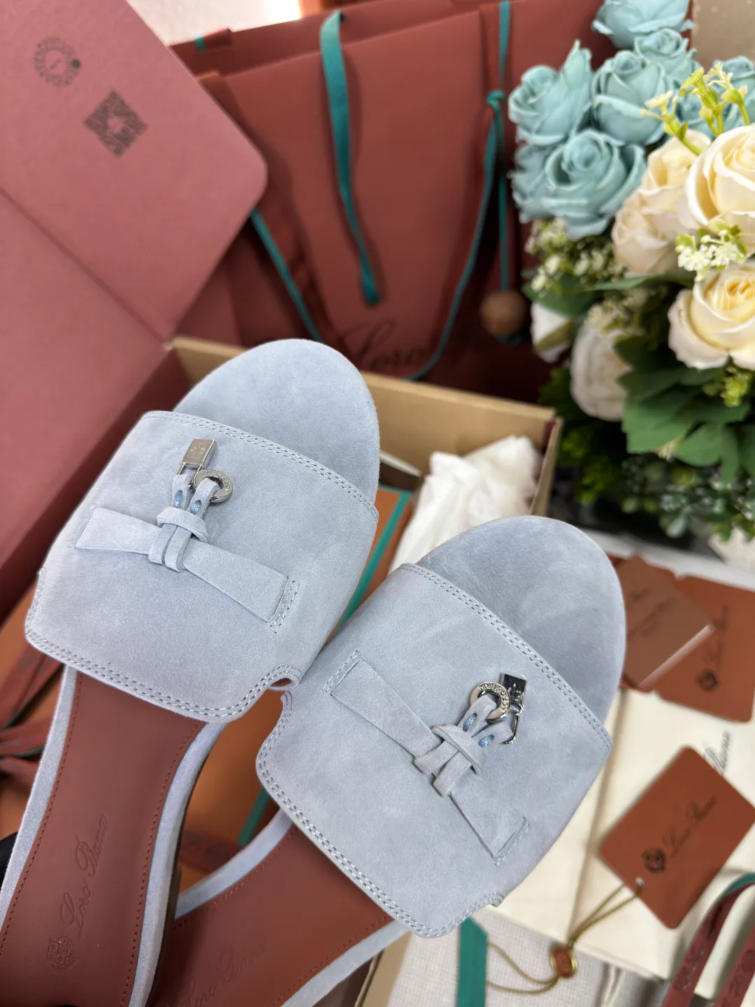 Women's Mules And Clogs LORO PIANA 18101609
