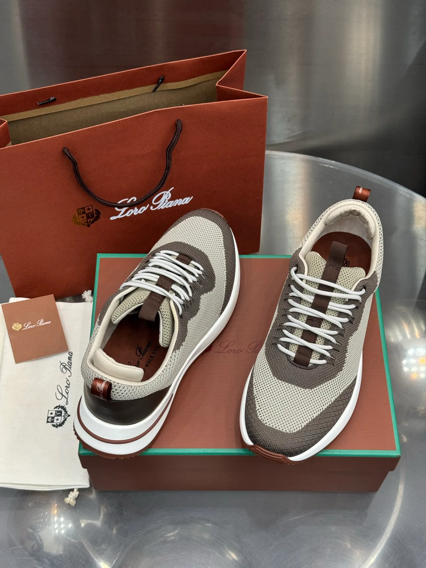 Men's Sneakers LORO PIANA 18202679