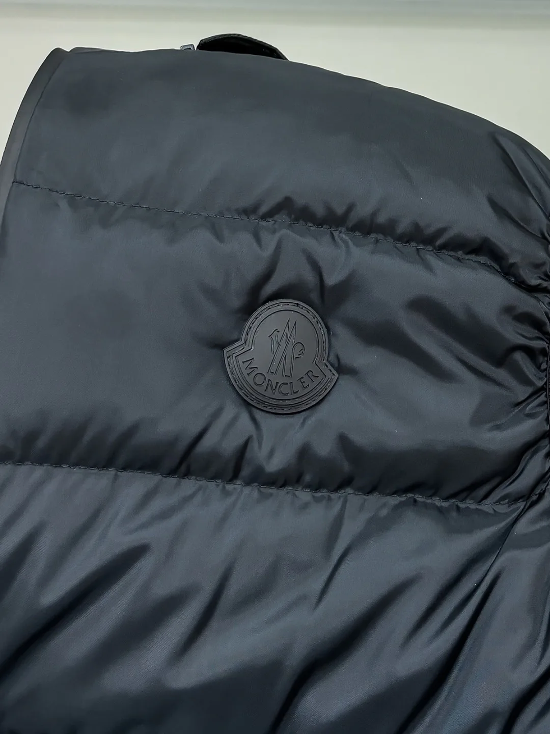 Жилеты Мужские Moncler 18596635