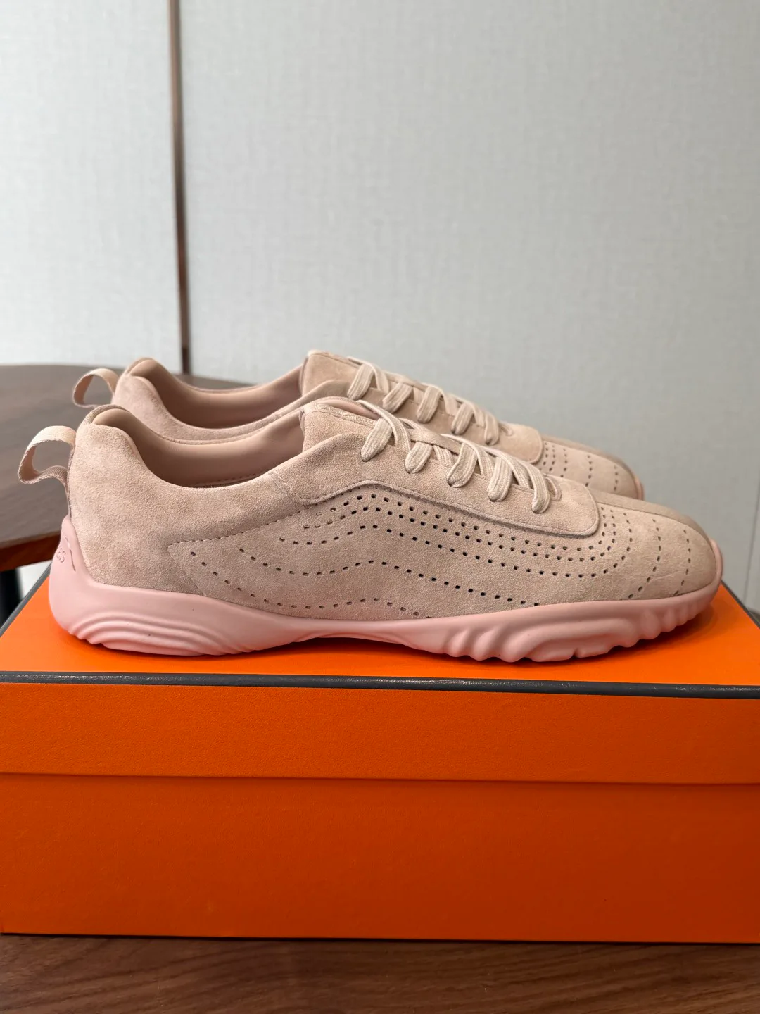 Women's Sneakers HERMES 17128304