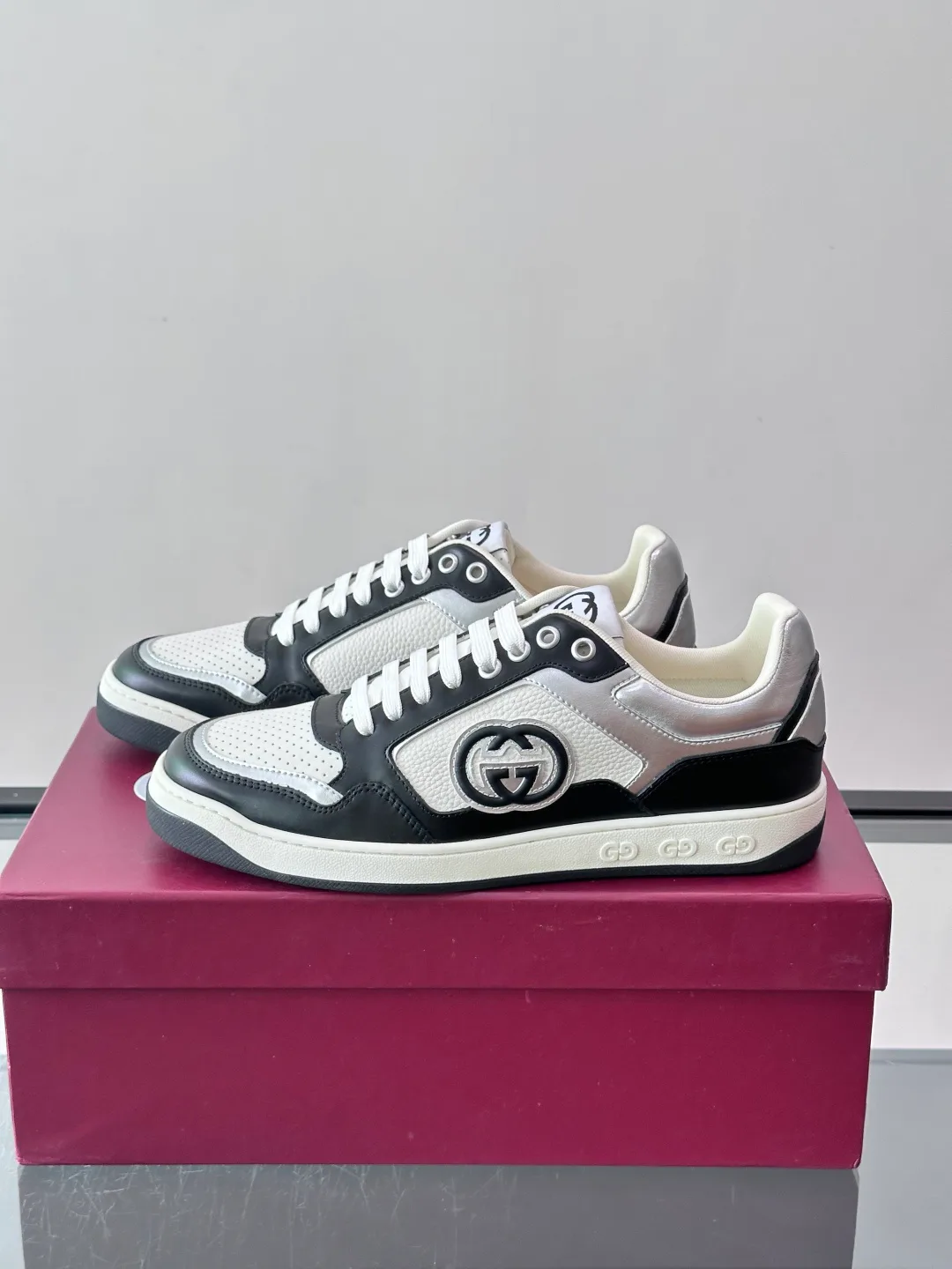 Men's Sneakers GUCCI 18102705