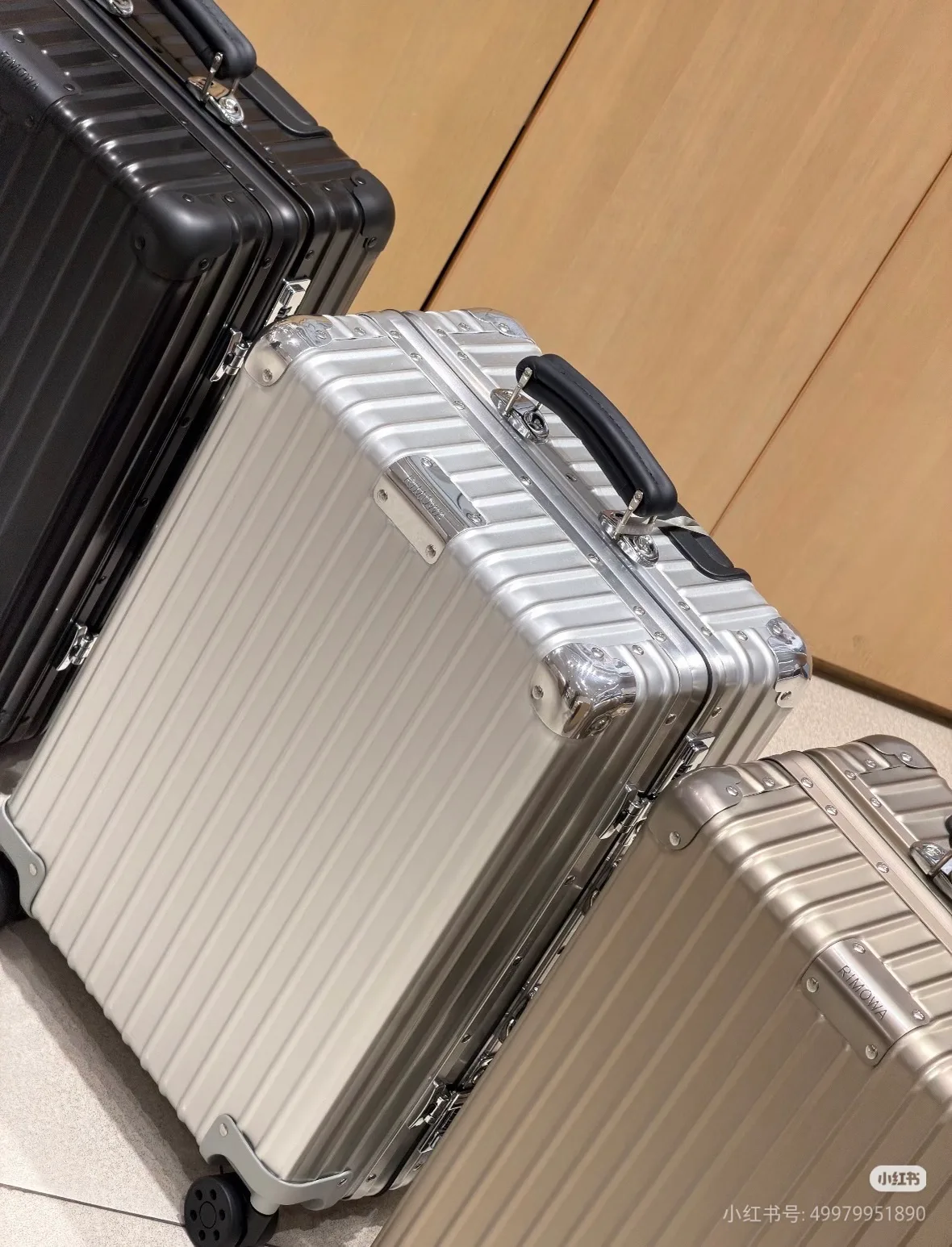 Suitcases RIMOWA 18462382
