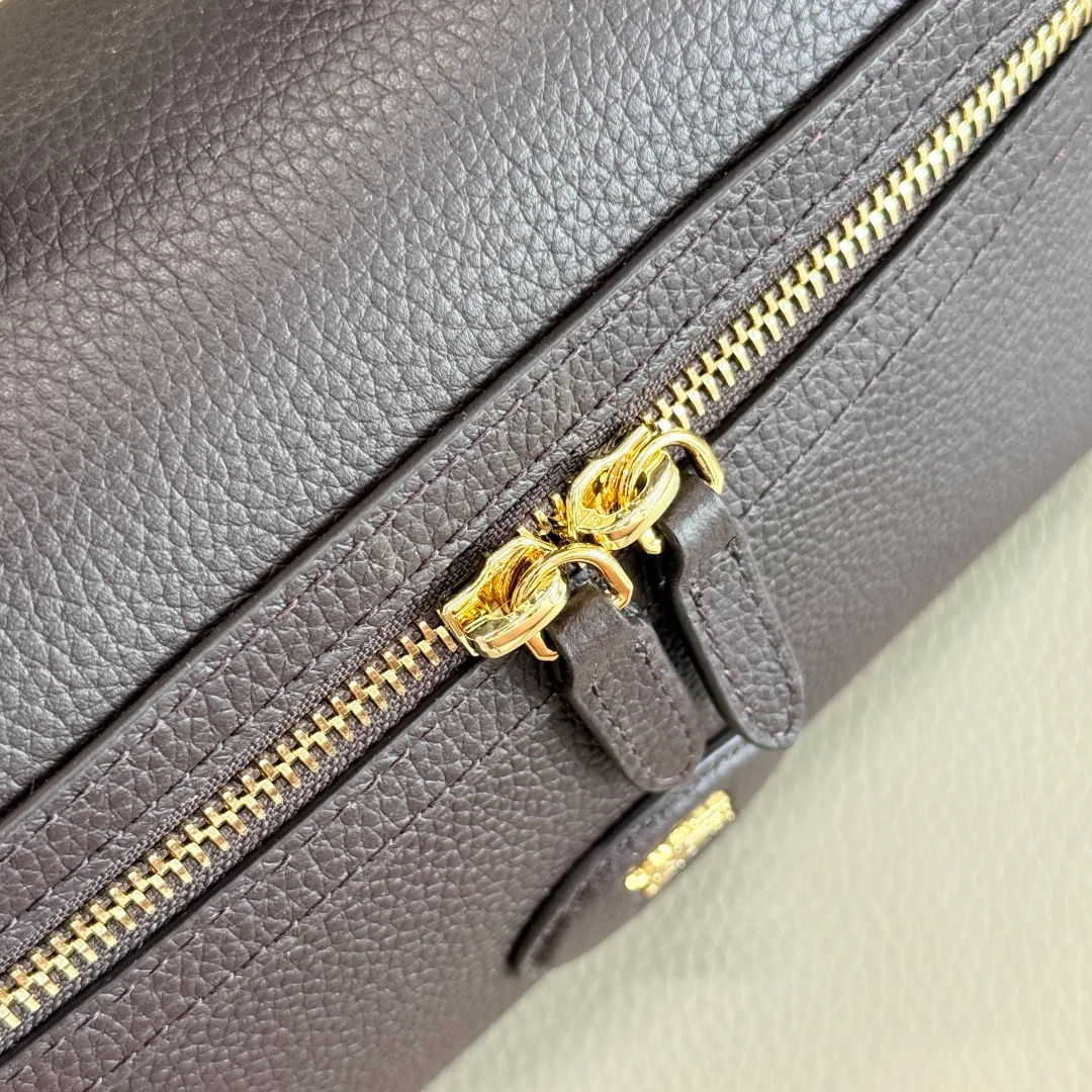 Women's Classic Handbags BURBERRY 18362279