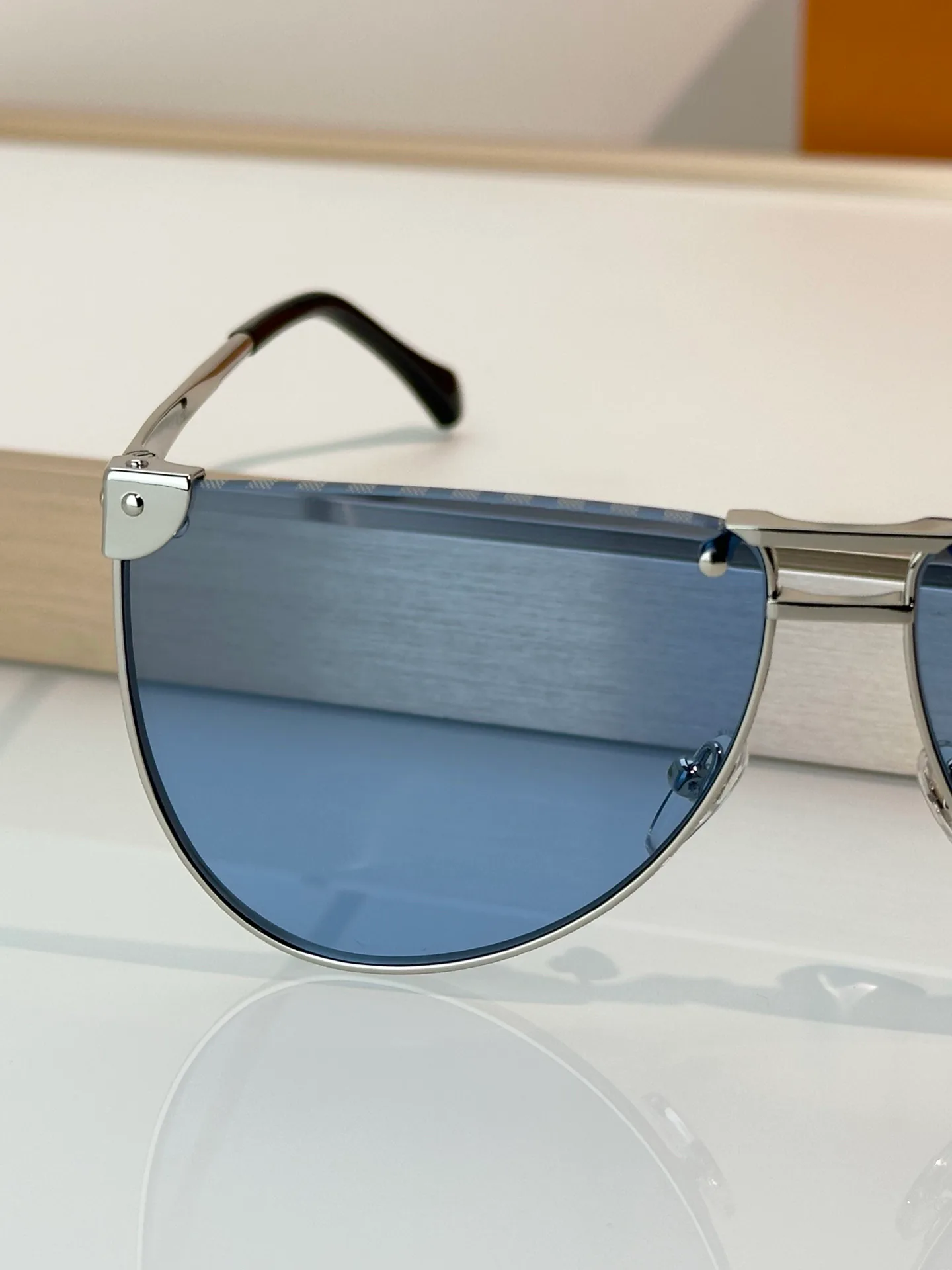 Glasses LOUIS VUITTON 16942428