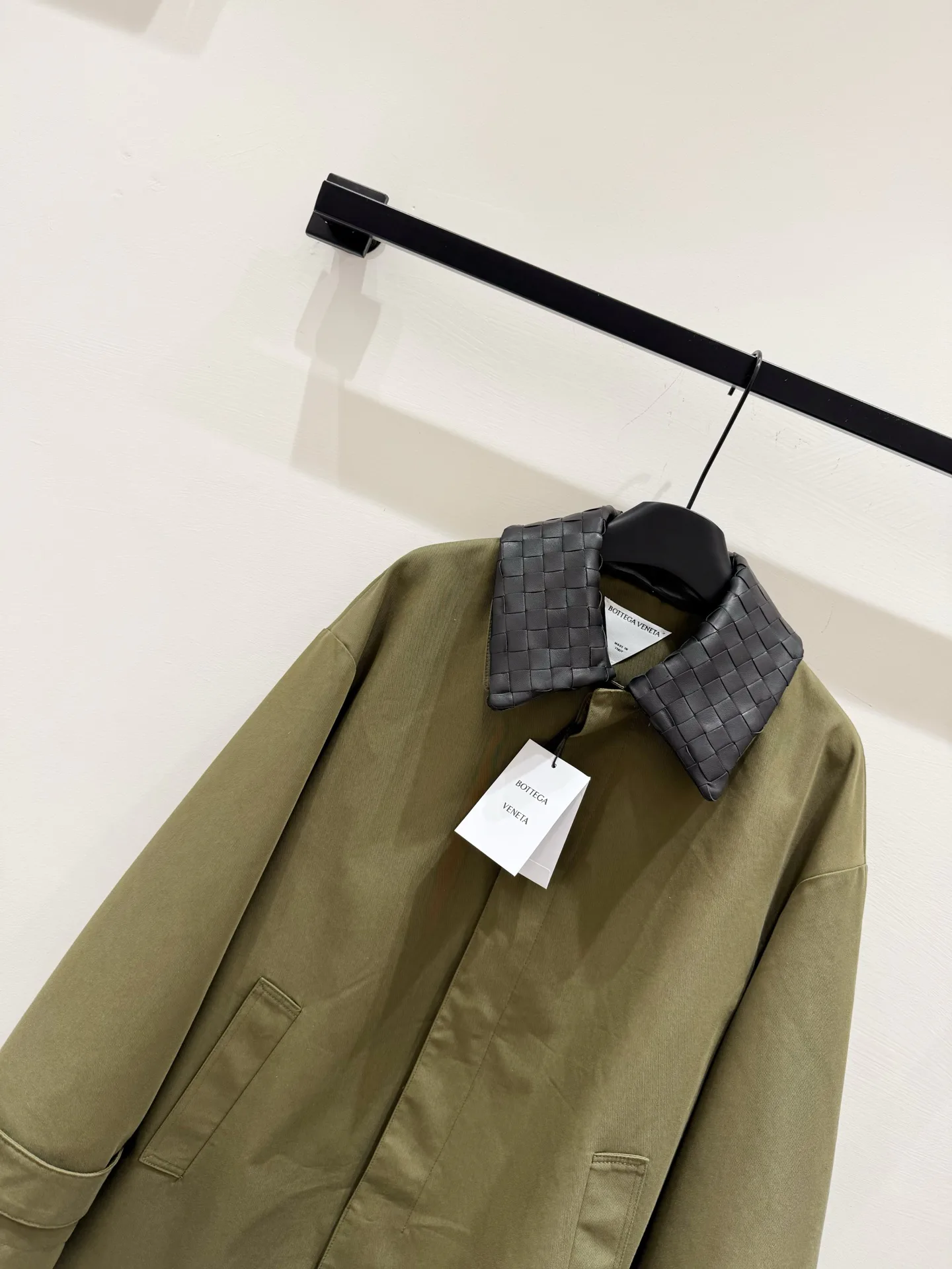 Women's Leather Jackets And Sheepskin Coats BOTTEGA VENETA 18016008