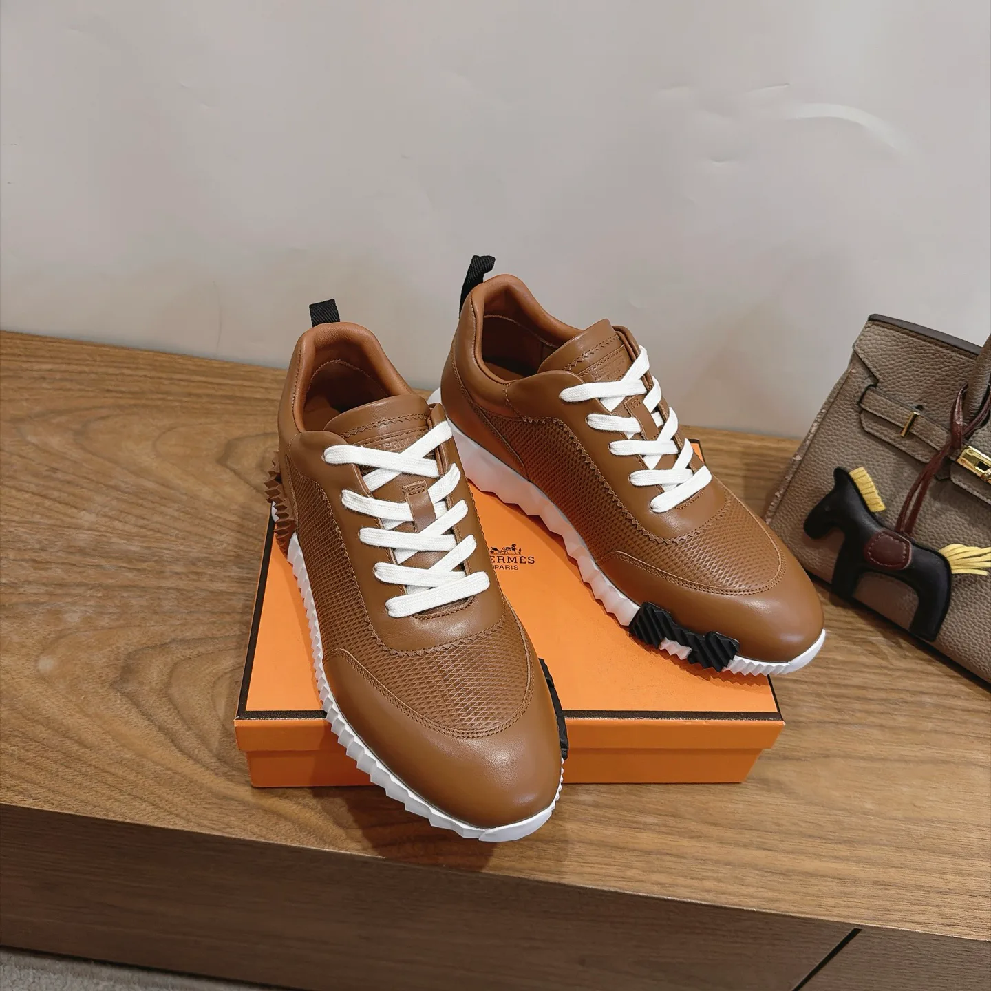 Women's Sneakers HERMES 17874217