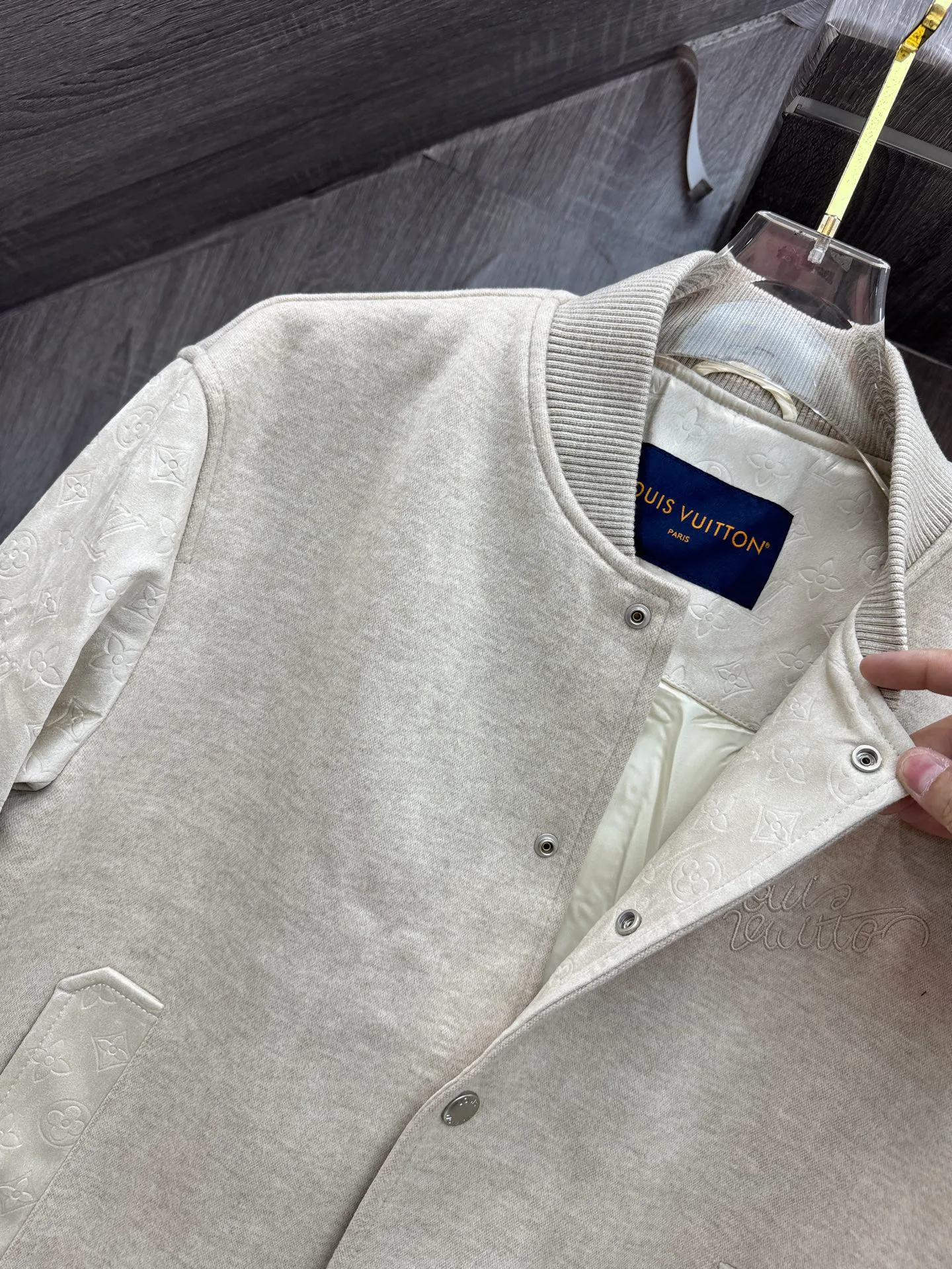 Men's Jackets And Down Jackets LOUIS VUITTON 19562190