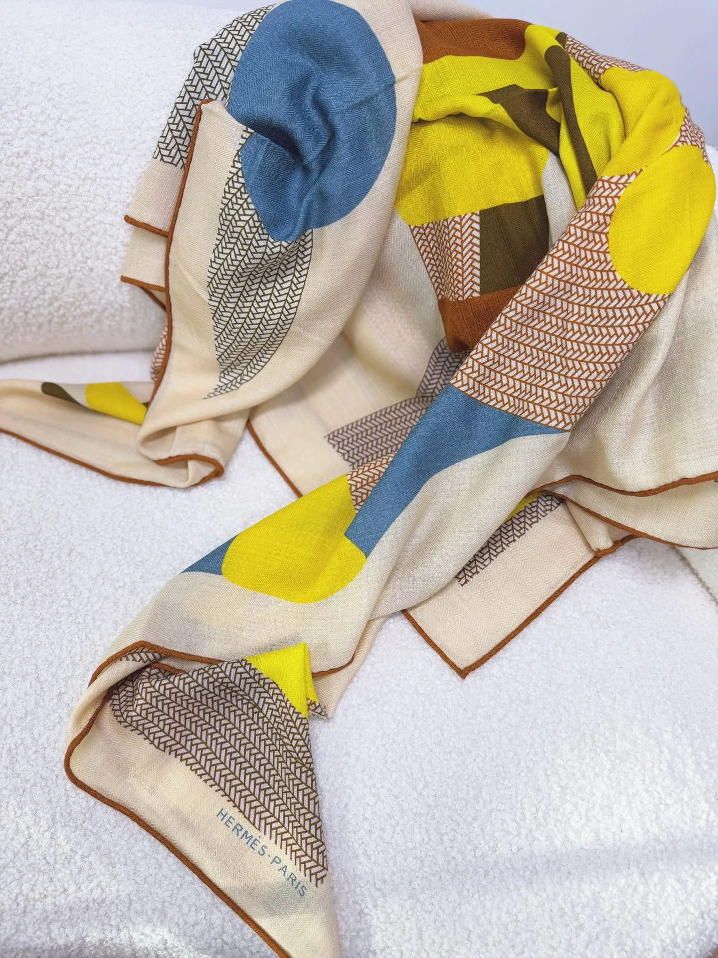 Silk Scarves HERMES 18003282