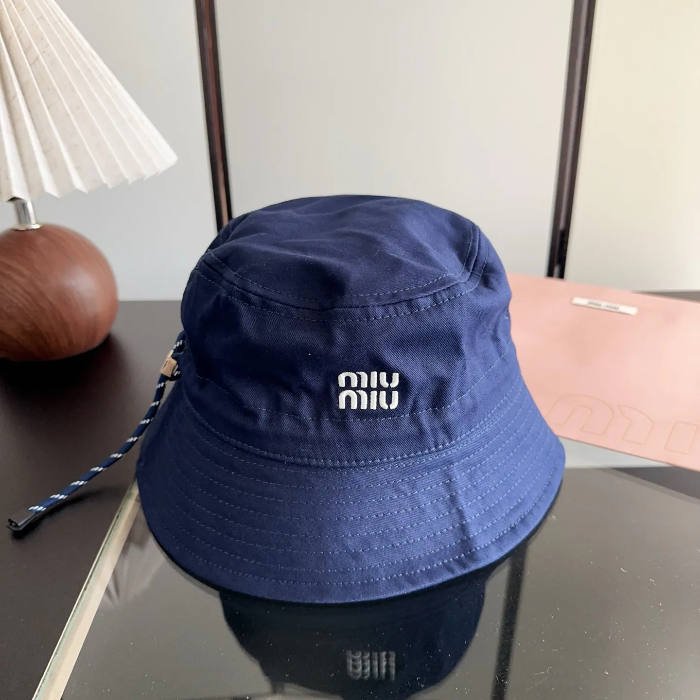 Hats MIU MIU 18105711