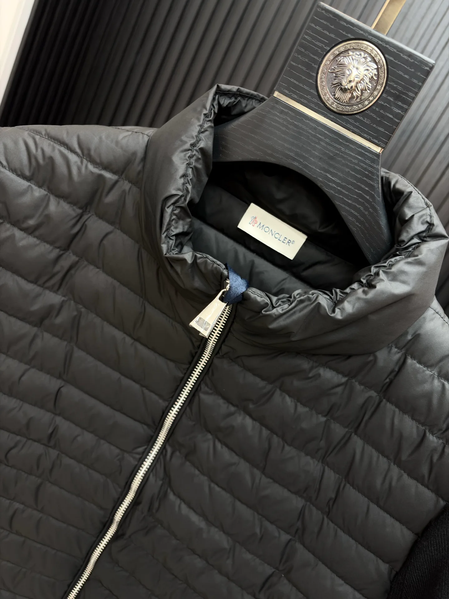 Men's Jackets And Down Jackets MONCLER 18029583