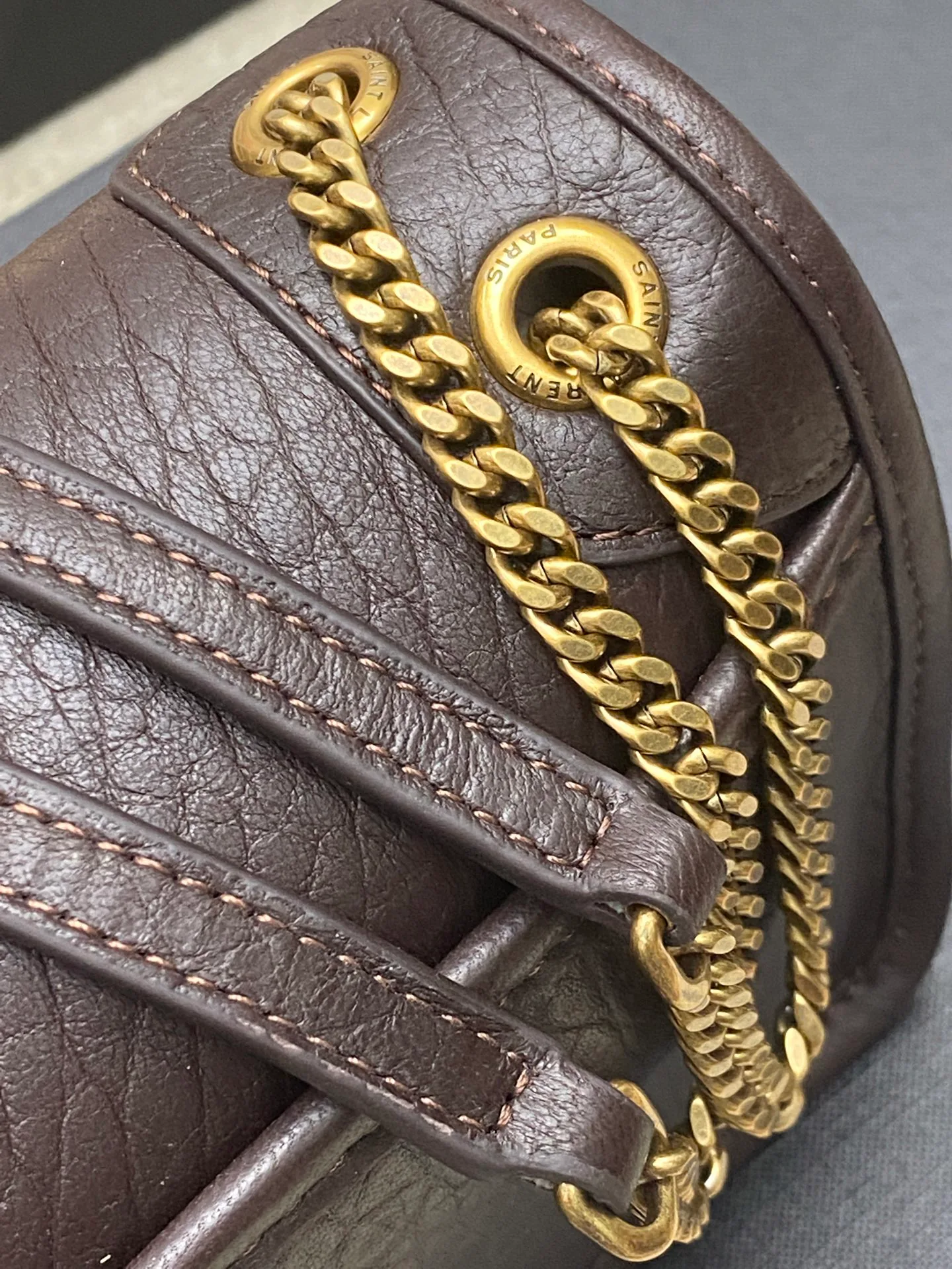 Women's Classic Handbags SAINT LAURENT 17823707