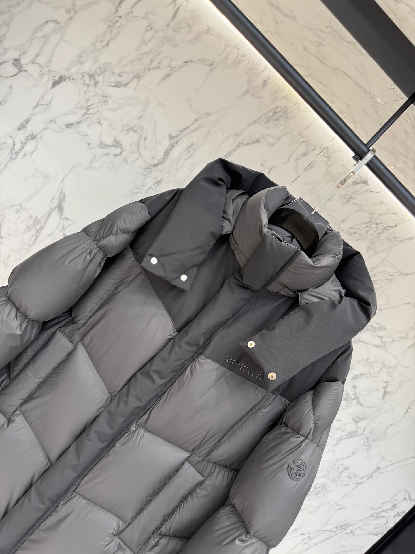 Men's Jackets And Down Jackets MONCLER 17886135