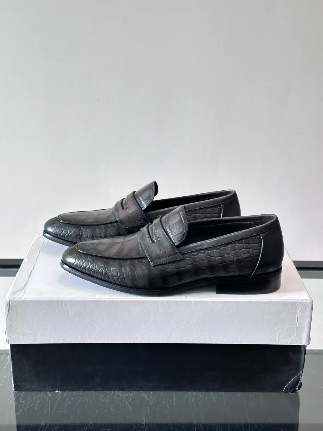 Men's Loafers And Dress Shoes BERLUTI 17858947