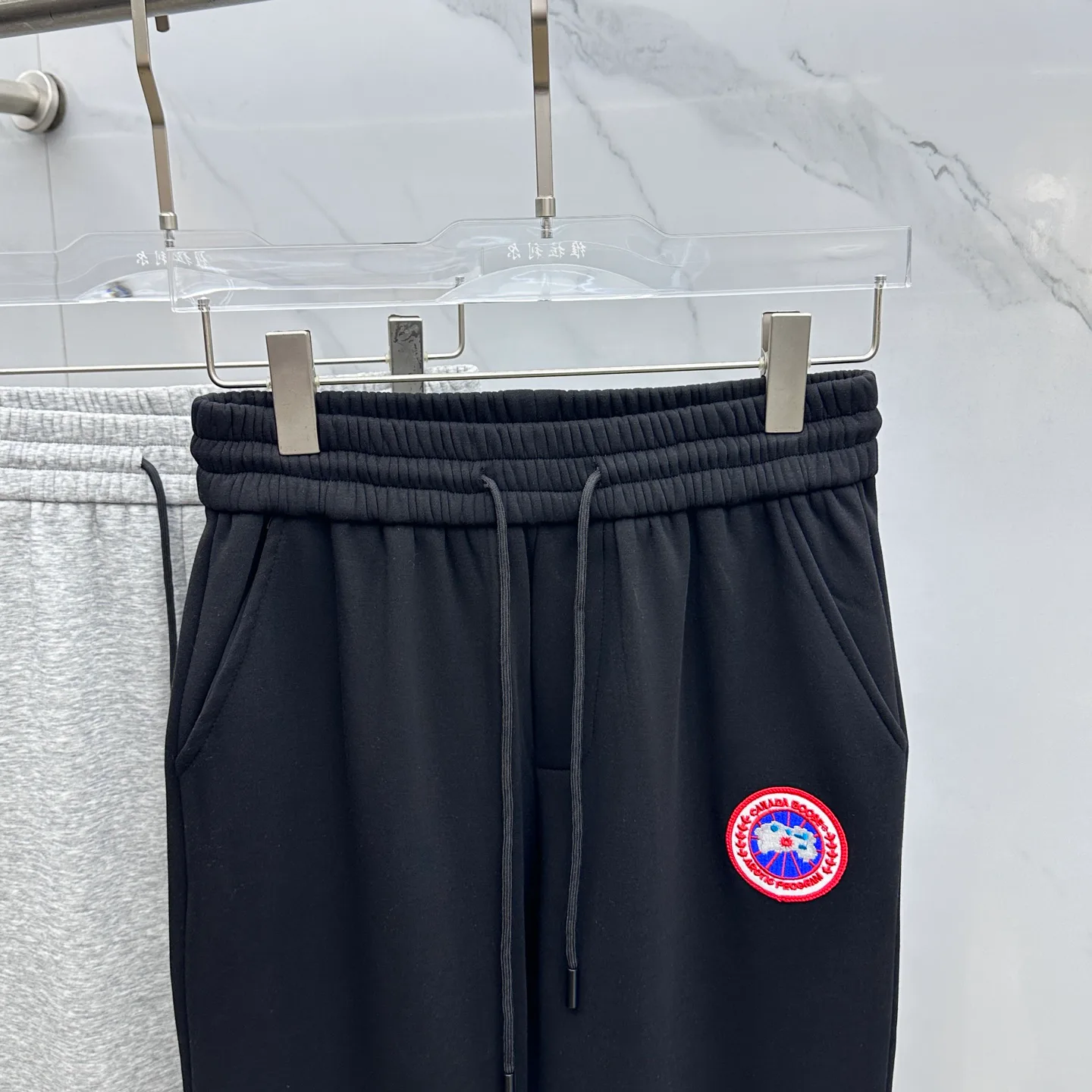 Men's Trousers CANADA GOOSE 18246687