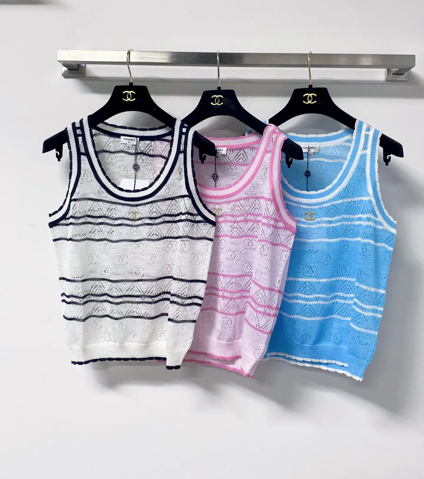 Women's Vests CHANEL 17302093