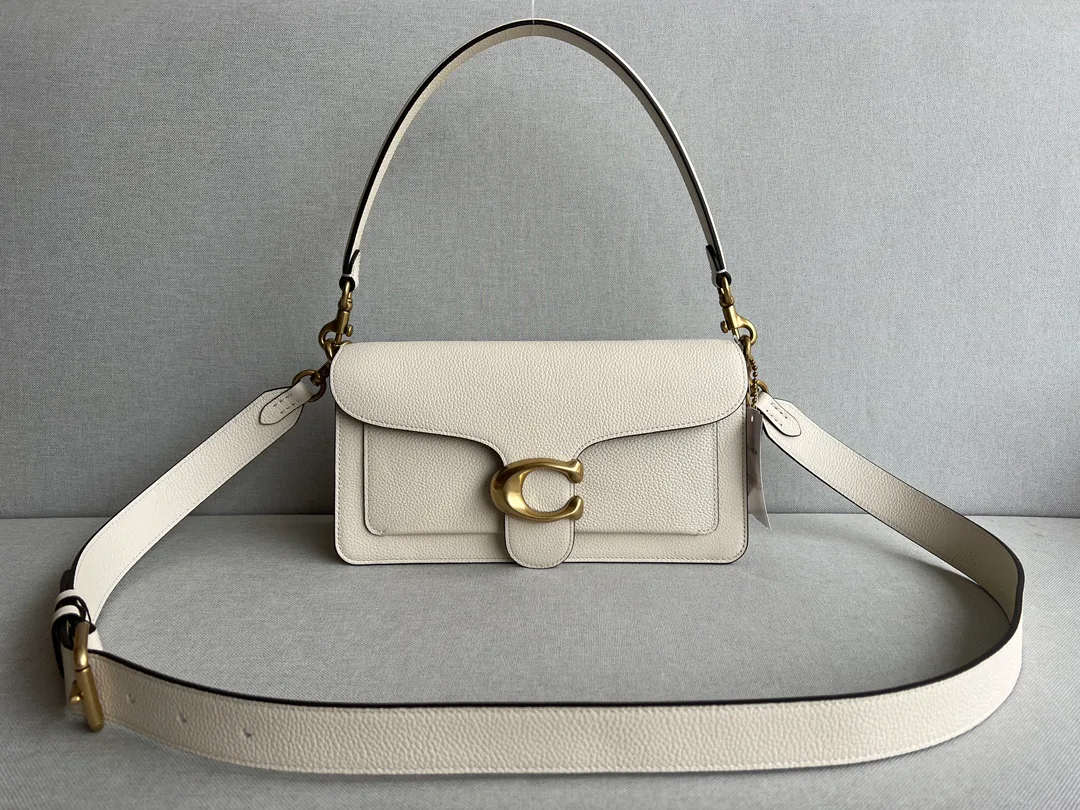 Women's Classic Handbags COACH 17961091