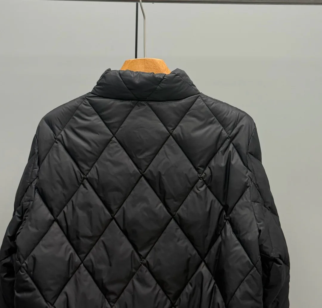 Women's Jackets And Down Jackets BURBERRY 17920945