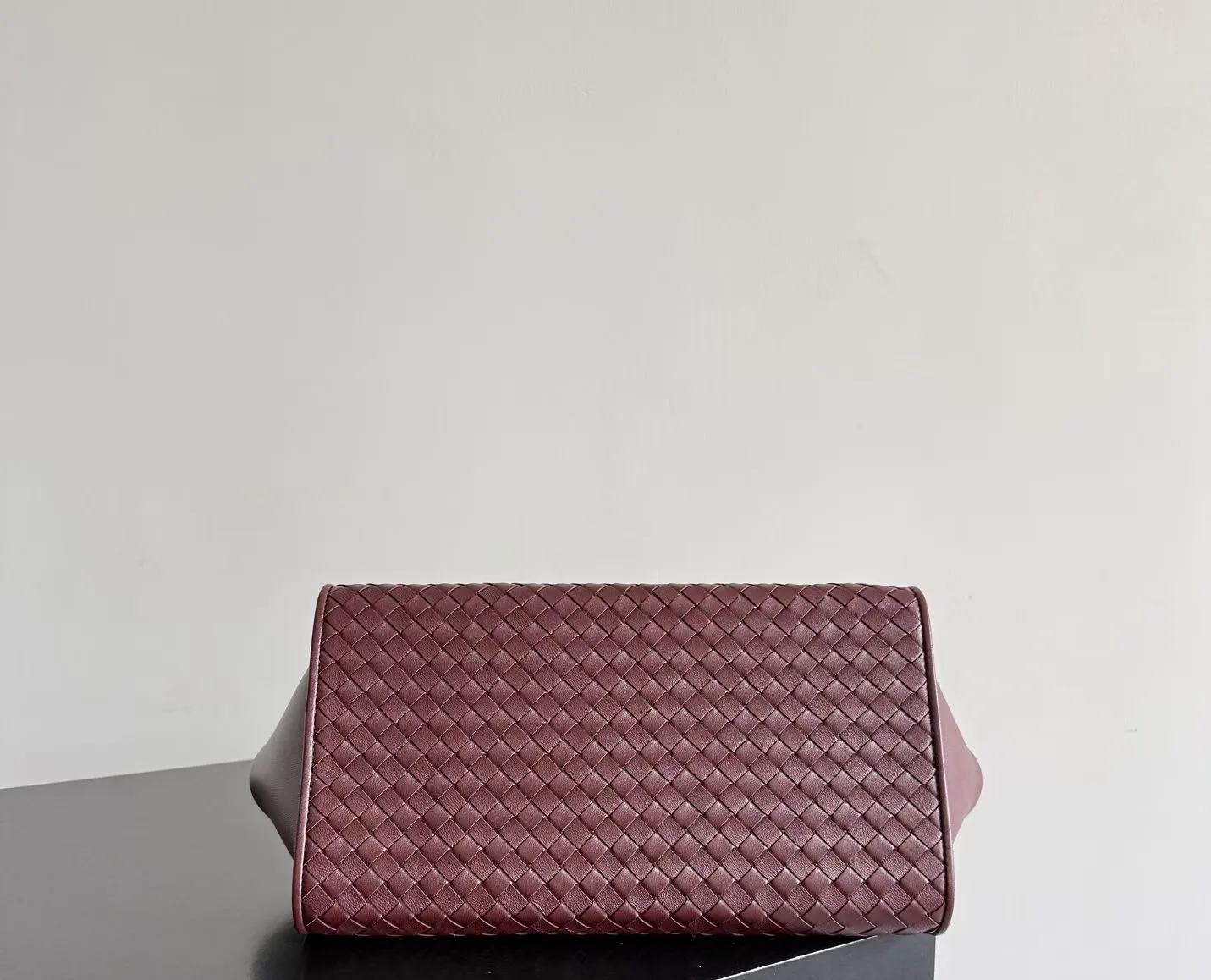 Women's Classic Handbags BOTTEGA VENETA 17974001