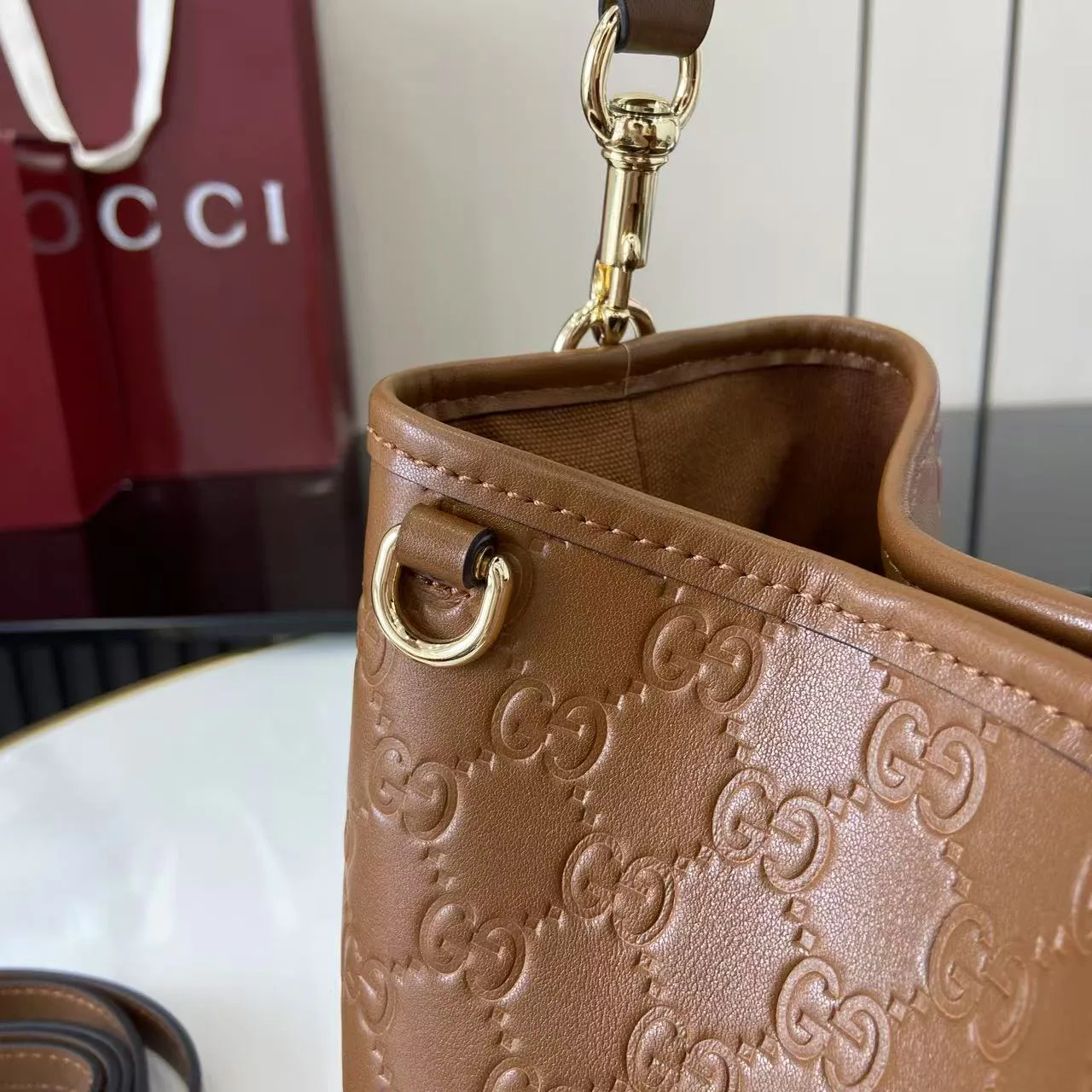 Women's Classic Handbags GUCCI 18404545